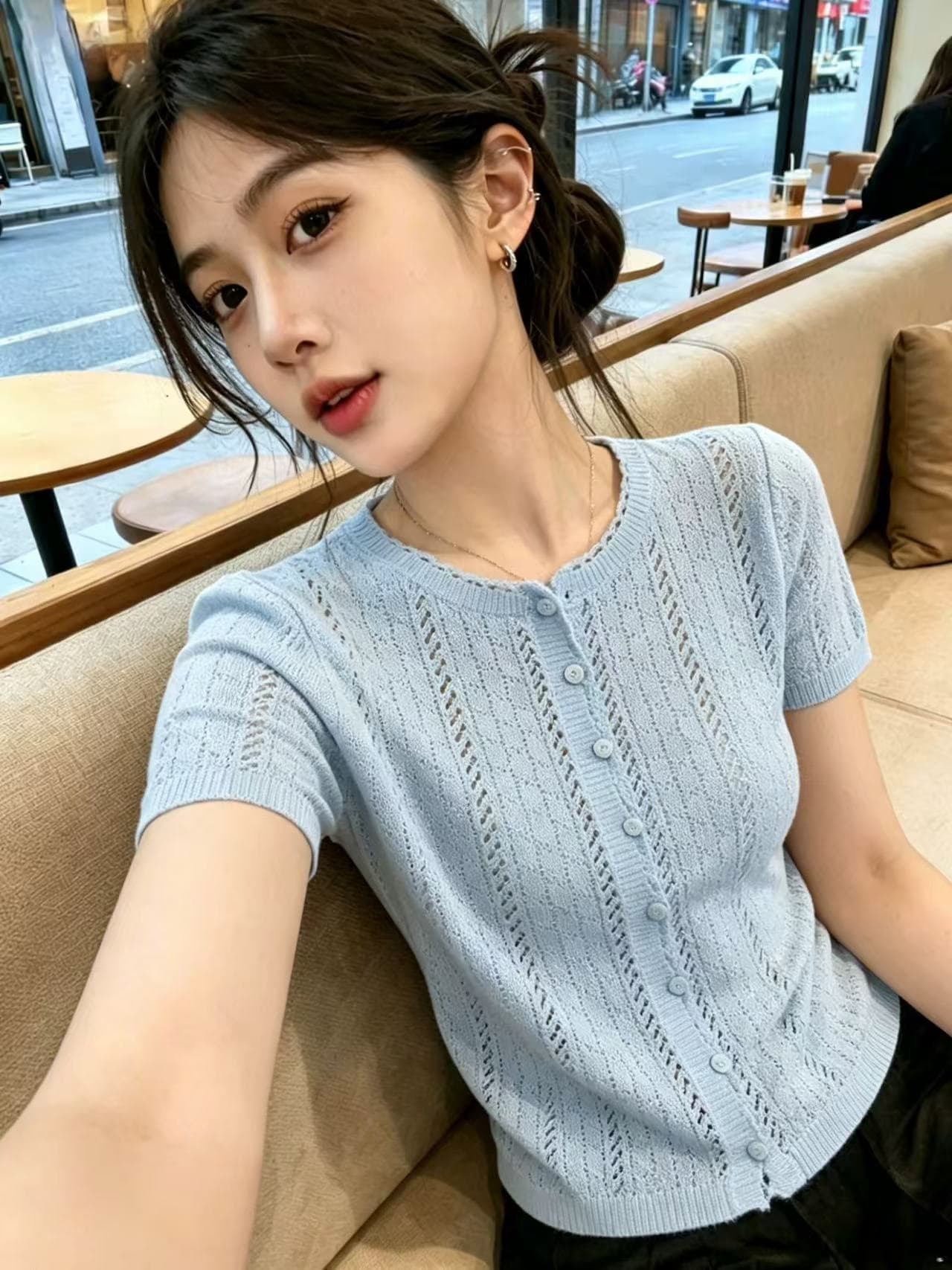 한 부서 라운드 넥 홀로우 아웃 싱글 줄 버튼 반팔 니트 오픈 가디건 여성 2026 여름 새로운 몸매 가꾸기 슬림해 보이는 외국 가스 맨위 상세 이미지 3