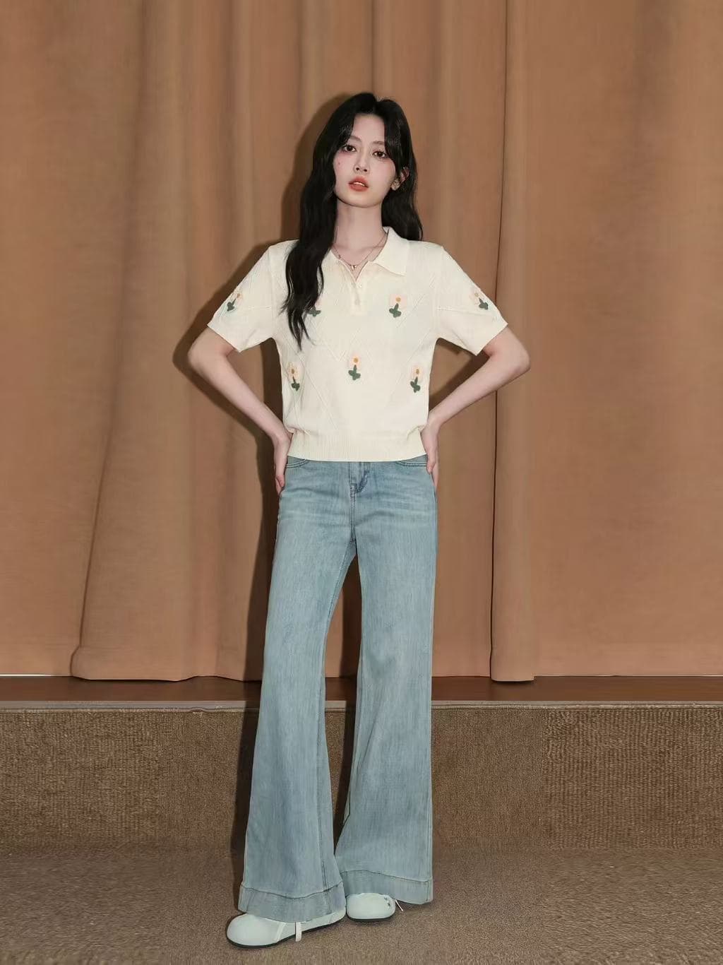 화이트 POLO 칼라 반팔 니트 스웨터 여성 2026 여름 새로운 얼음 실크 디자인 센스 3 차원 꽃 쇼트 스타일 맨위 이미지 2