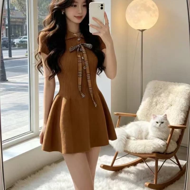 그는 벤 바람 POLO 칼라 허리 수축 니트 여성 드레스 2026 여름 새로운 나비 매듭 슬림해 보이는 고급 센스 미니 스커트 이미지 5