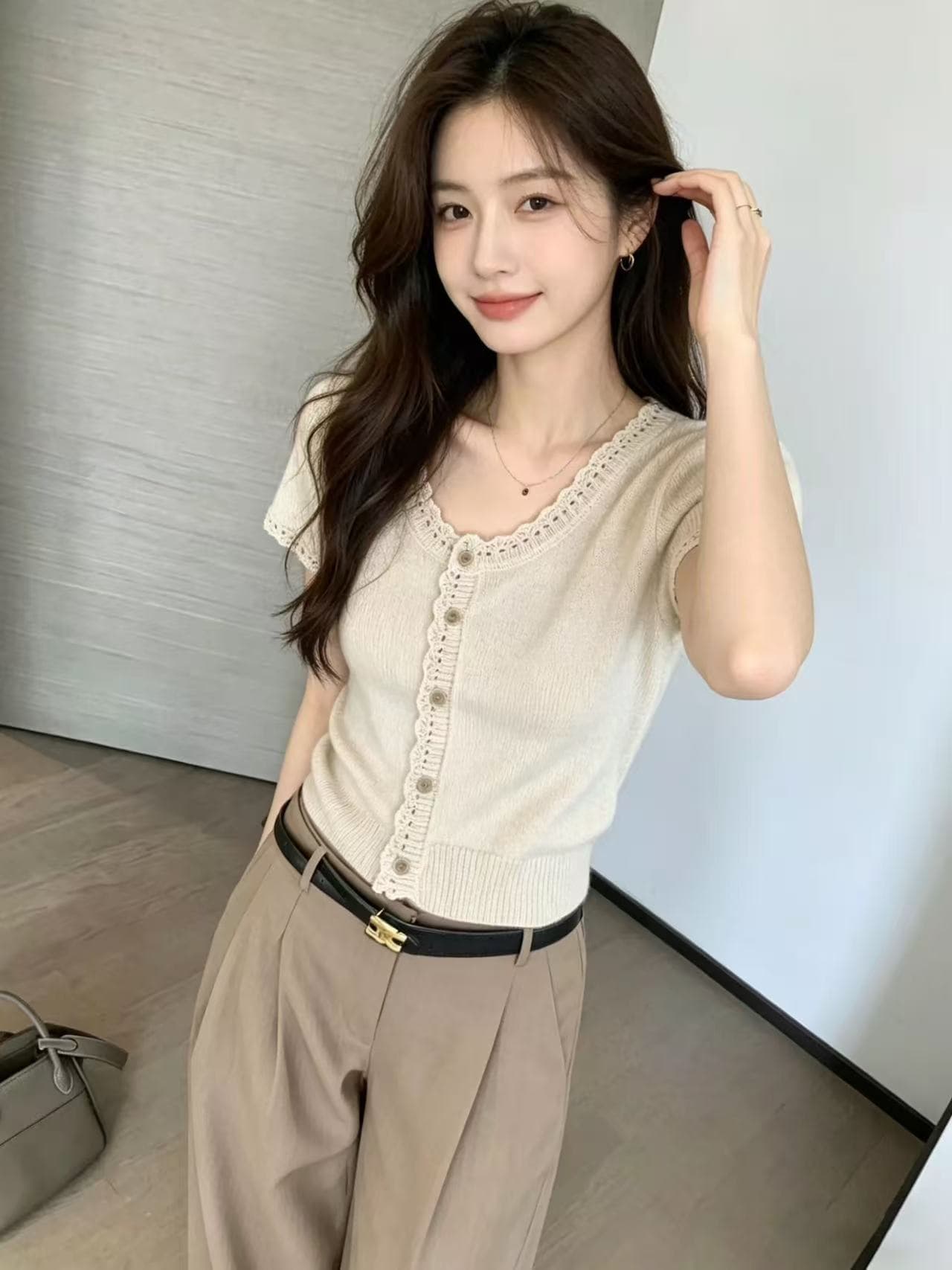오래된 돈 바람 레이스 니트 반팔 티셔츠 여성 여름 디자인 센스 작은 대중 몸매 가꾸기 쇼트 스타일 긍정적 인 어깨 작은 키 맨위 상세 이미지 2