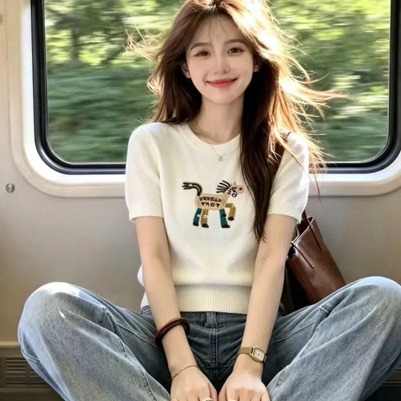 보존 섹션 추천 패션 미니멀리즘 자수 라운드 넥 긍정적 인 어깨 니트 스웨터 여성 여름 새로운 부드러운 품격 맨위 이미지 3
