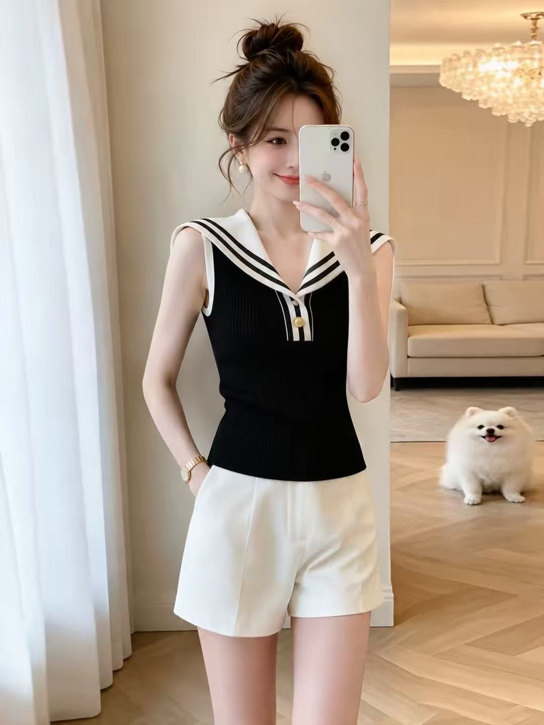 흑인과 백인 패치워크 색상 해군 칼라 스트라이프 민소매 티셔츠 여성 2026 여름 해상 부서 고유 한 아름다운 디자인 센스 맨위 상세 이미지 5