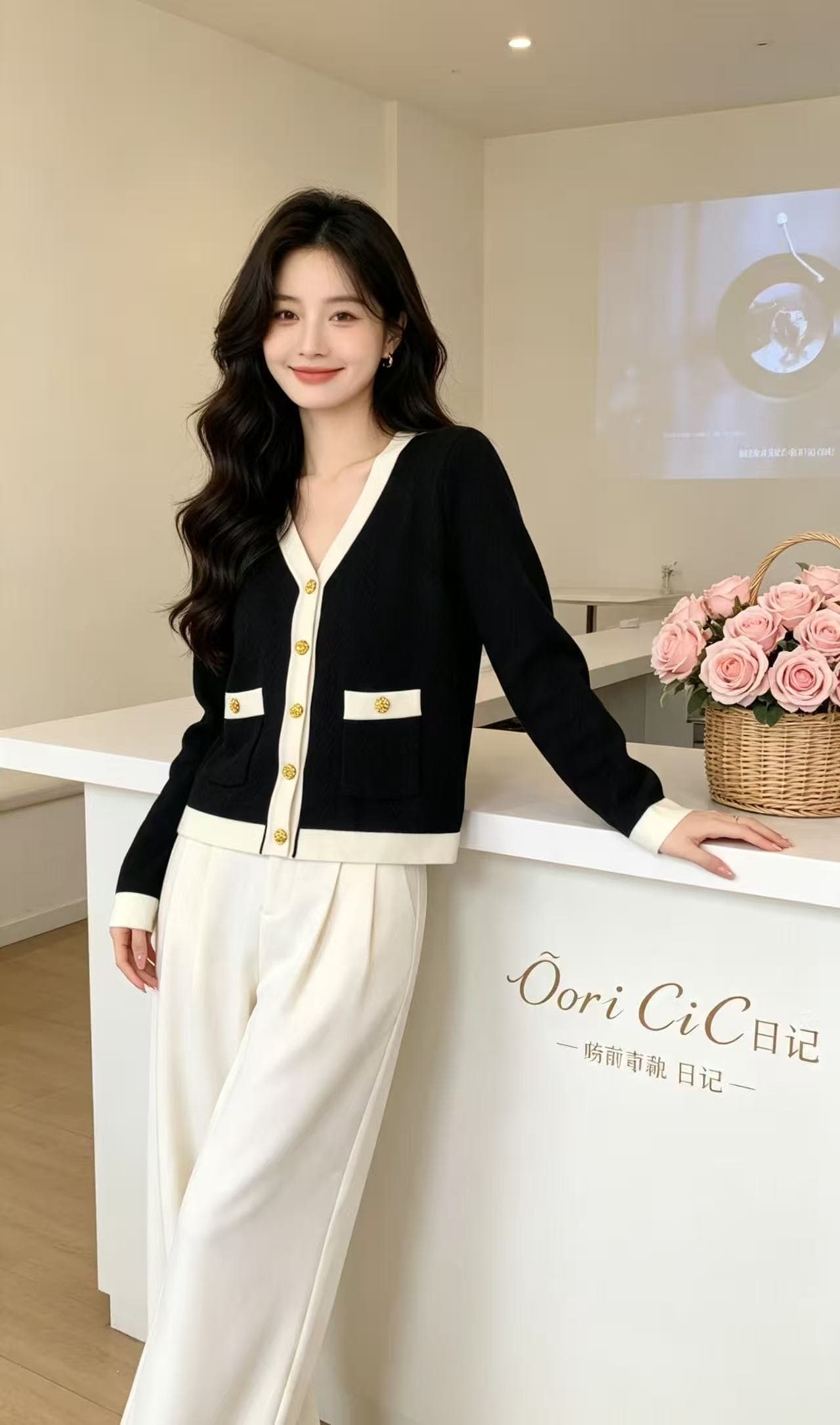 봄 가을 겨울 새로운 여성 의류 작은 샤넬 스타일 배색 스트라이프 니트 오픈 가디건 여성 스웨터 코트 디자인 센스 작은 대중 맨위