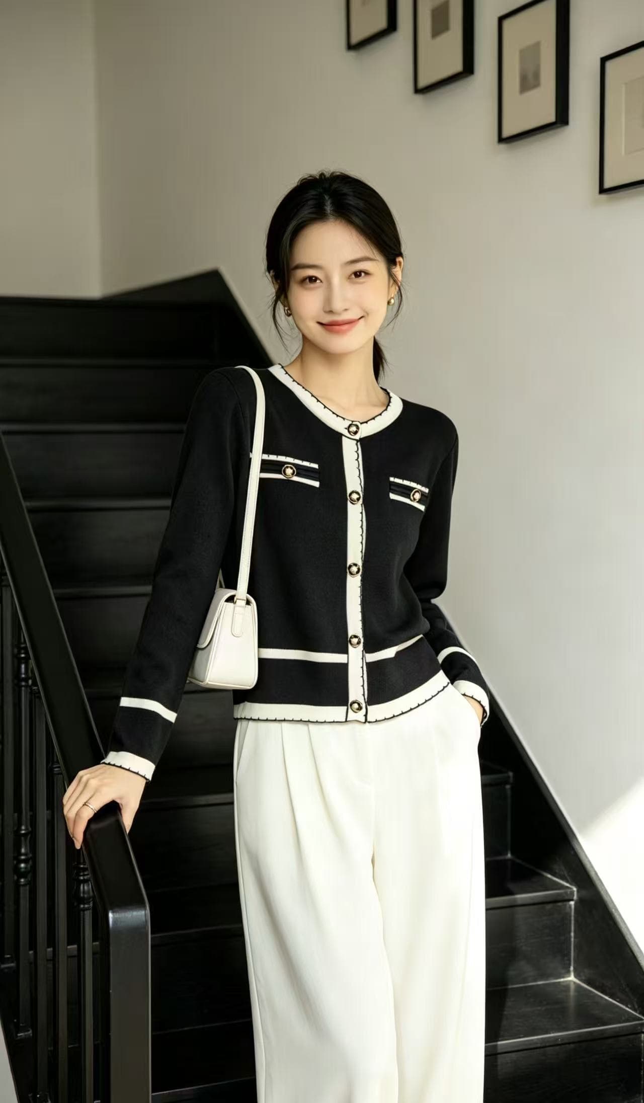 2026 가을 새로운 올해 인기 폭발 검정색 스웨터 빅 사이즈 다용도 맨위 배색 측면 니트 오픈 가디건 여성 상세 이미지 2