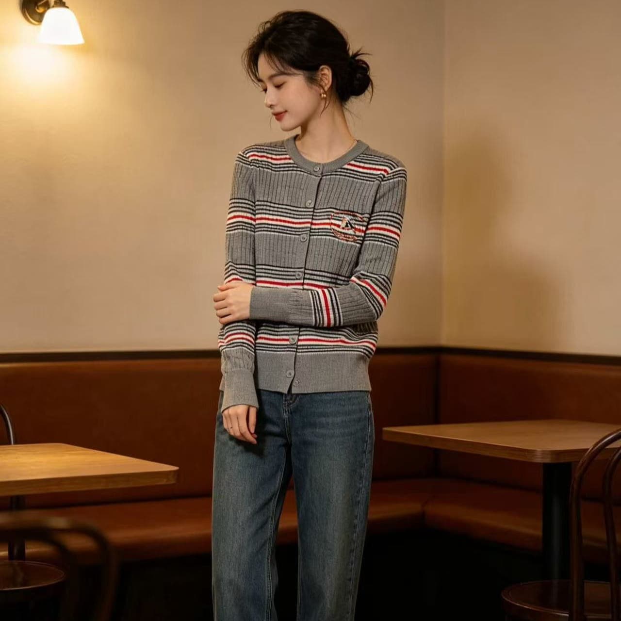프랑스식 패션 알파벳 배색 스트라이프 니트 오픈 가디건 26 년 가을 새로운 연령 감소 다용도 슬림해 보이는 오픈 가디건 맨위 이미지 5