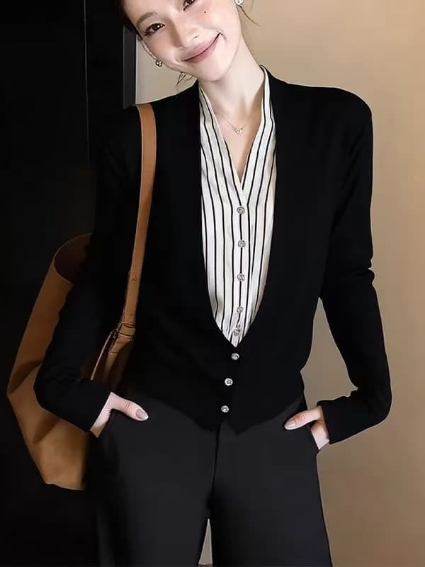 검정색 페이크 레이어드 배색 V넥 니트 오픈 가디건 여성 2026 가을 새로운 긴팔 허리 수축 출퇴근 품격 맨위 상세 이미지 5