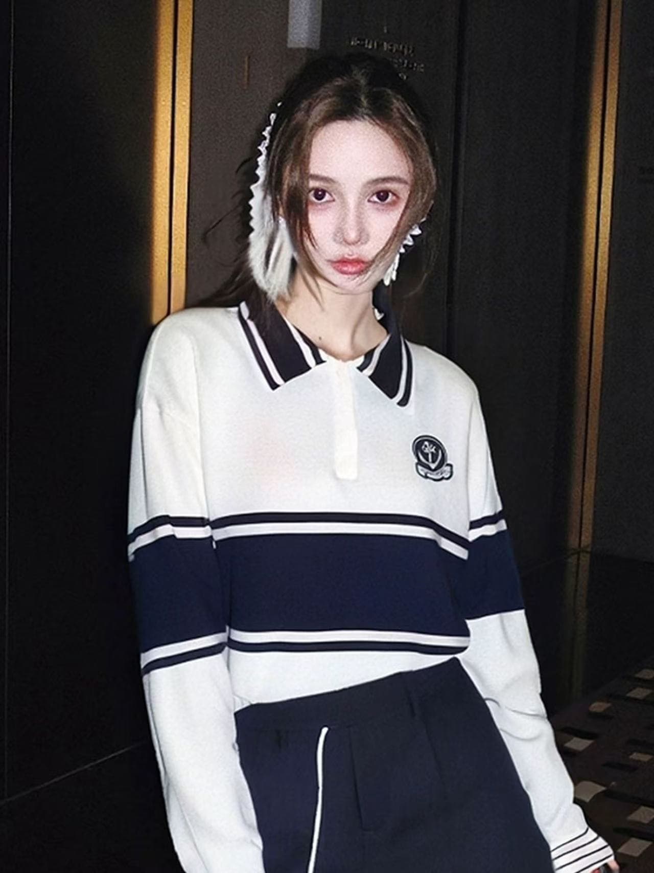 이른 가을 한 부서 분위기 센스 착용 가져 가라. 느긋한 고급 센스 인사이드 가져 가라. 기본 셔츠 해군 스타일 파란색 스트라이프 니트 스웨터 여성 이미지 3