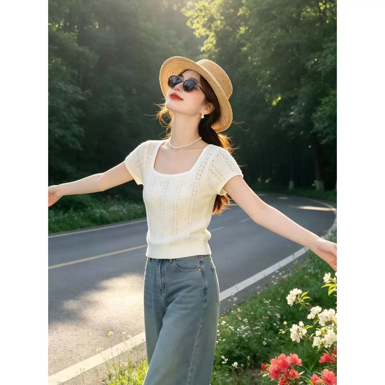디자인 센스 광장 칼라 홀로우 아웃 얼음 실크 니트 반팔 여성 여름 부드러운 바람 슬림해 보이는 다용도 쇼트 스타일 프랑스식 달콤함 맨위