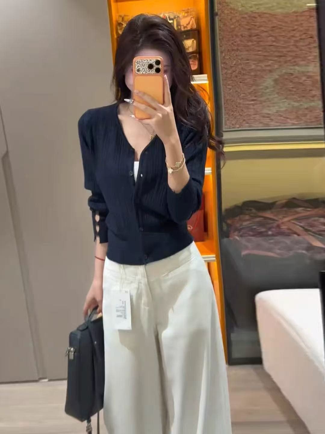 한 부서 느긋한 바람 V넥 니트 스웨터 여성 긴 소매 오픈 가디건 조기 봄 슬림해 보이는 하이웨이스트 쇼트 스타일 몸매 가꾸기 만나는 맨위
