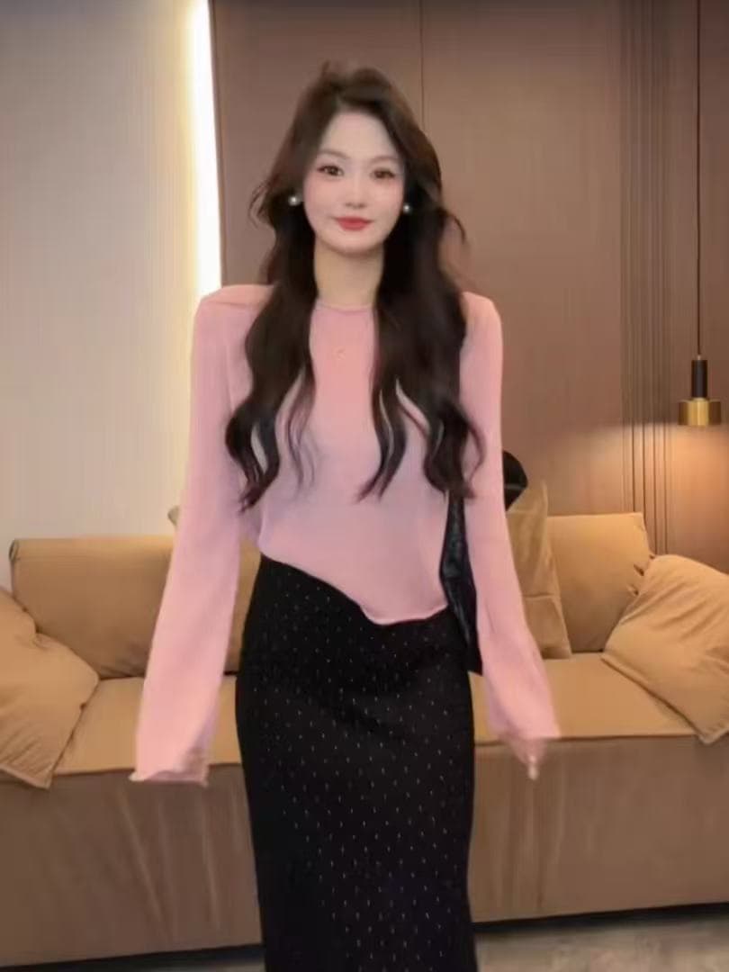 한 부서 고급 센스 황색 긴팔 니트 스웨터 여성 2026 가을 새로운 품격 몸매 가꾸기 슬림해 보이는 기본 셔츠 맨위 이미지 4