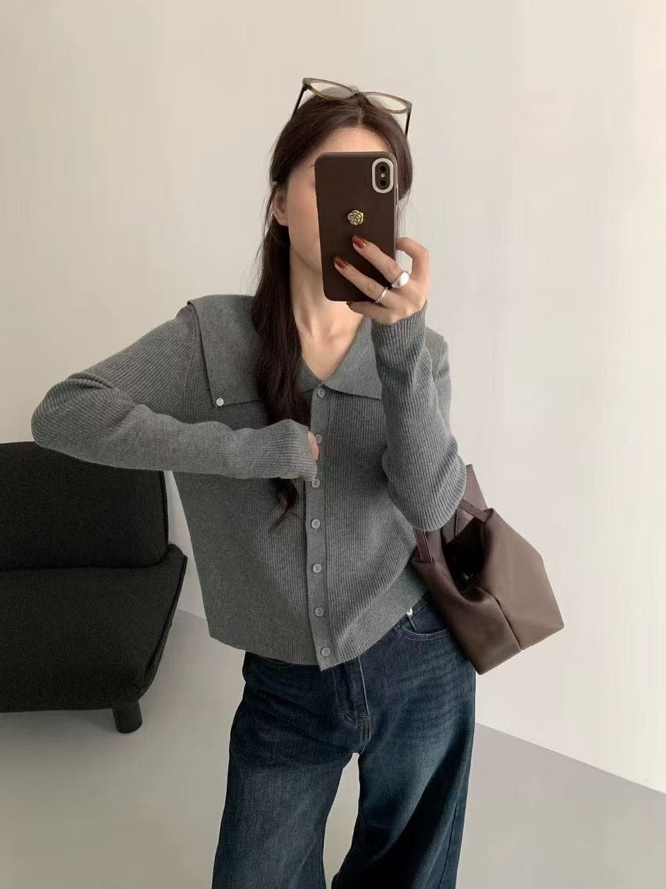 유럽 상품 2026 가을 겨울철 작은 샤넬 스타일 하나 단추 대 칼라 색상 품격 슬림해 보이는 니트 오픈 가디건 여성 코트