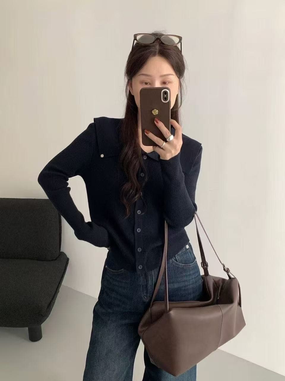 유럽 상품 2026 가을 겨울철 작은 샤넬 스타일 하나 단추 대 칼라 색상 품격 슬림해 보이는 니트 오픈 가디건 여성 코트 이미지 4