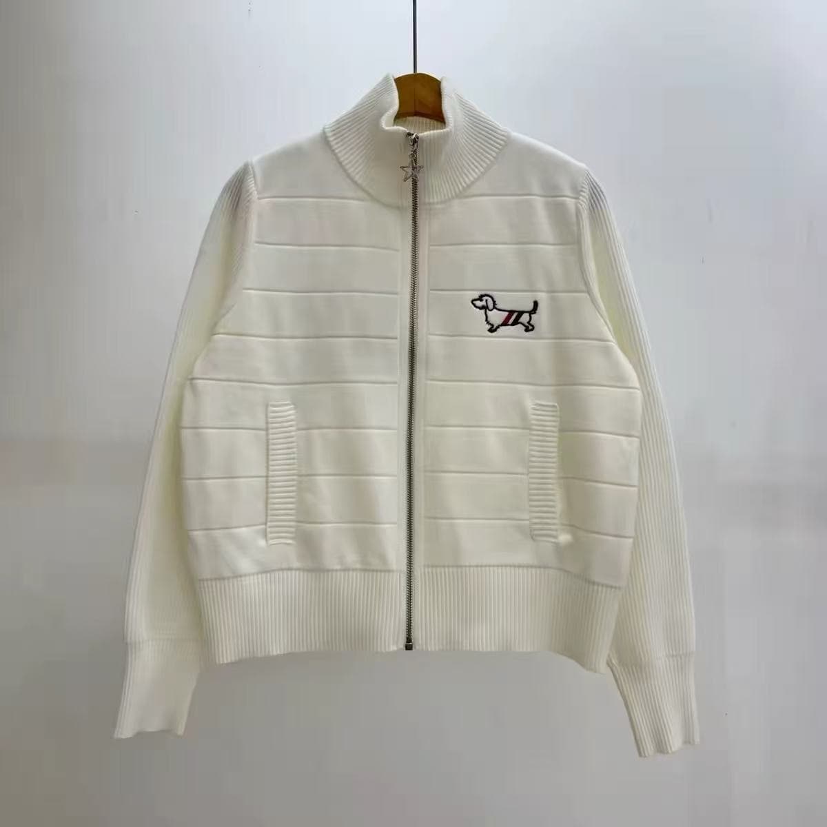 가을 겨울 새로운 학원 스타일 네 도로 바 뒤로 강아지 자수 지퍼 스탠드 칼라 니트 오픈 가디건 트렌디 이미지 5