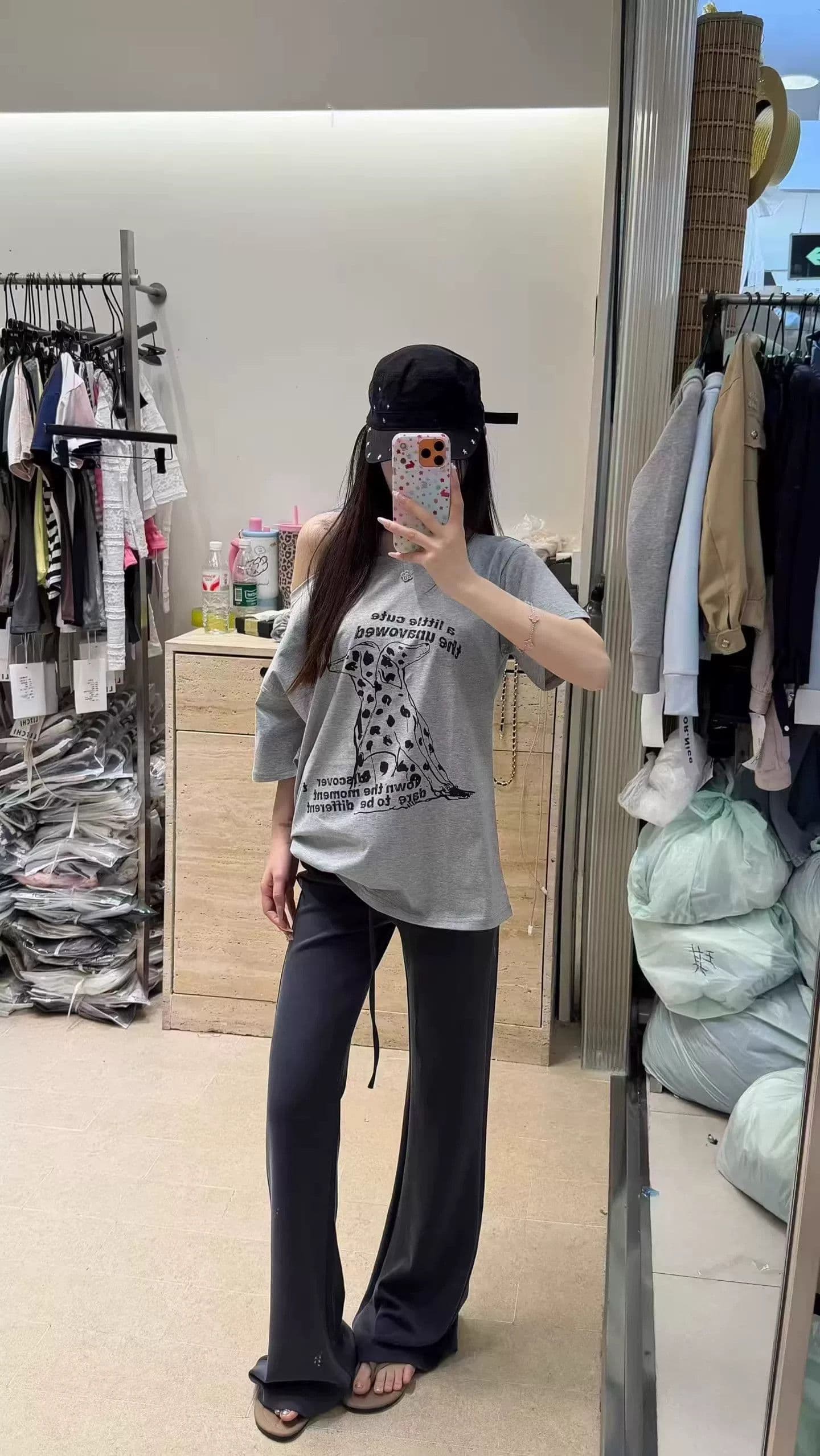 40 순면 220 그램 92 면 8 암모니아 Lun 비스듬한 칼라 오프숄더 오프숄더 반팔 티셔츠 여성 이미지 3