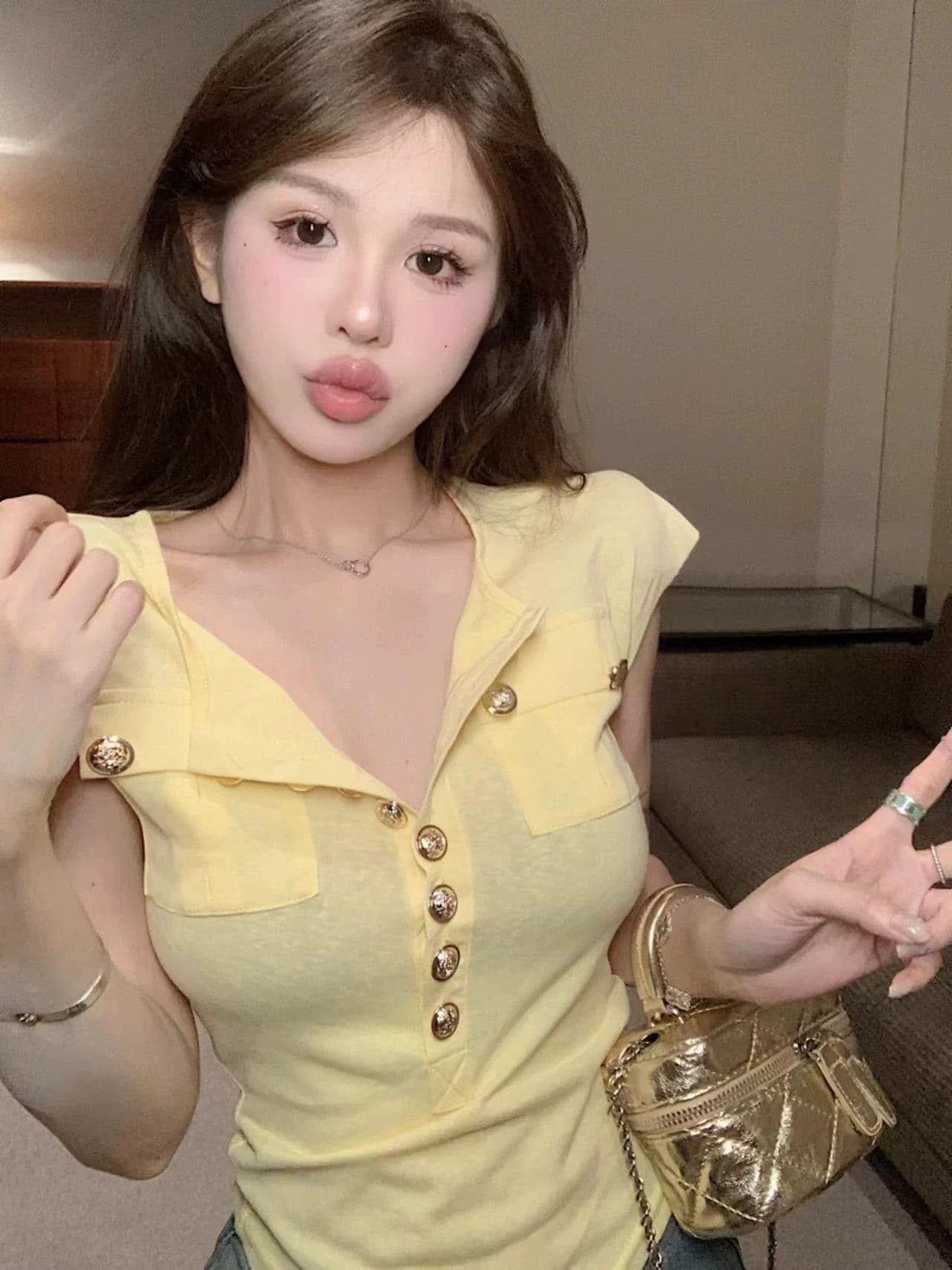원본 품질 작은 날다 소매 싱글 줄 버튼 황색 맨위 순수한 욕망 바람 섹시함 t 상세 이미지 10