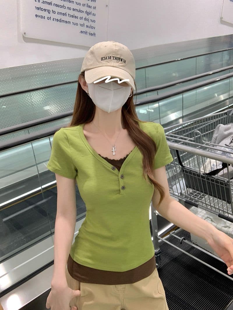 반팔 티셔츠 여성 의류 여름 디자인 센스 새로운 한 부서 슬림해 보이는 페이크 레이어드 패치워크 레이스 맨위 상세 이미지 24