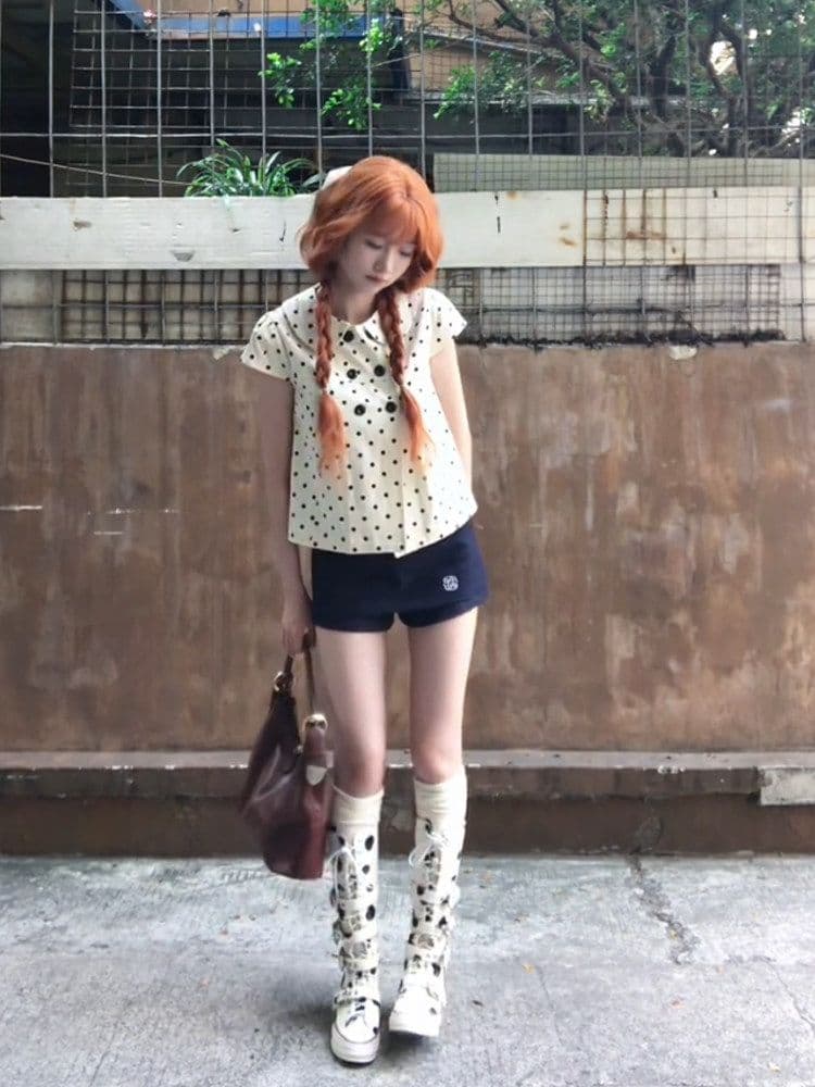 한 부서 달콤함 도트 무늬 베이비 칼라 반팔 여성 셔츠 여름 이중 버튼 작은 키 슬림해 보이는 다용도 맨위 상세 이미지 7