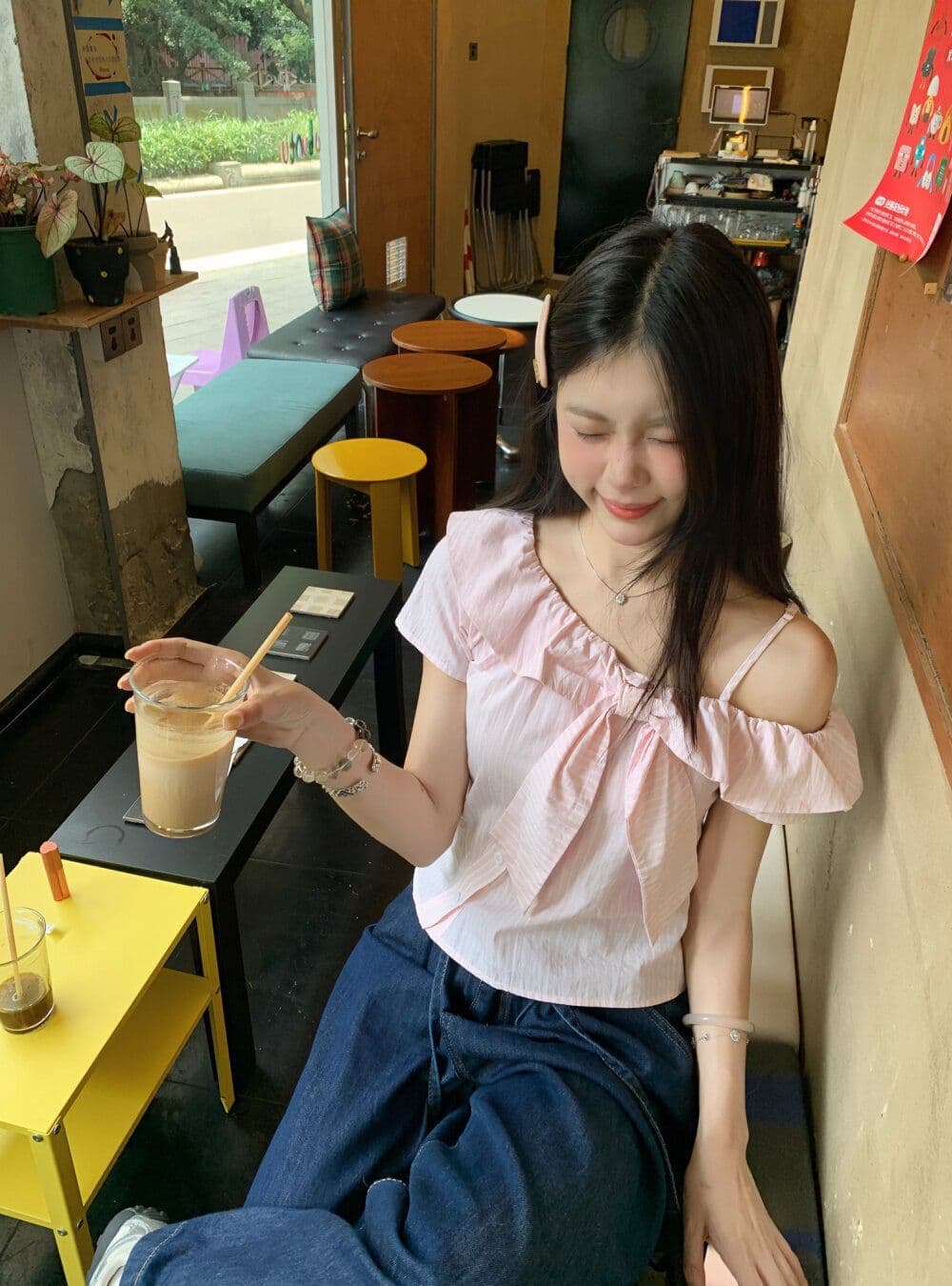 달콤한 스타일 핑크색 스트라이프 나비 매듭 작은 대중 셔츠 여성 의류 여름 빅 사이즈 연령 감소 슬림해 보이는 새로운 맨위 상세 이미지 8