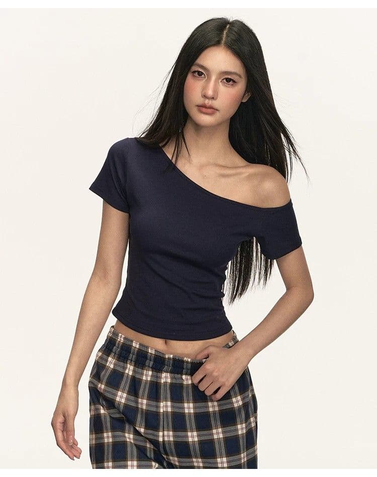 원본 품질 오프숄더 맨위 여성용 짧은 소매 오프숄더 디자인 작은 대중 티셔츠 상세 이미지 10