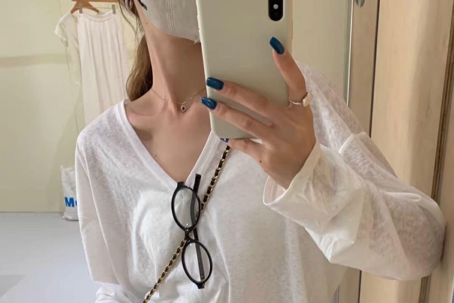 대나무 마디 리브 V넥 긴팔 자외선 차단 블라우스 외부 가져 가라. 셔츠 Tulle 맨위 상세 이미지 5