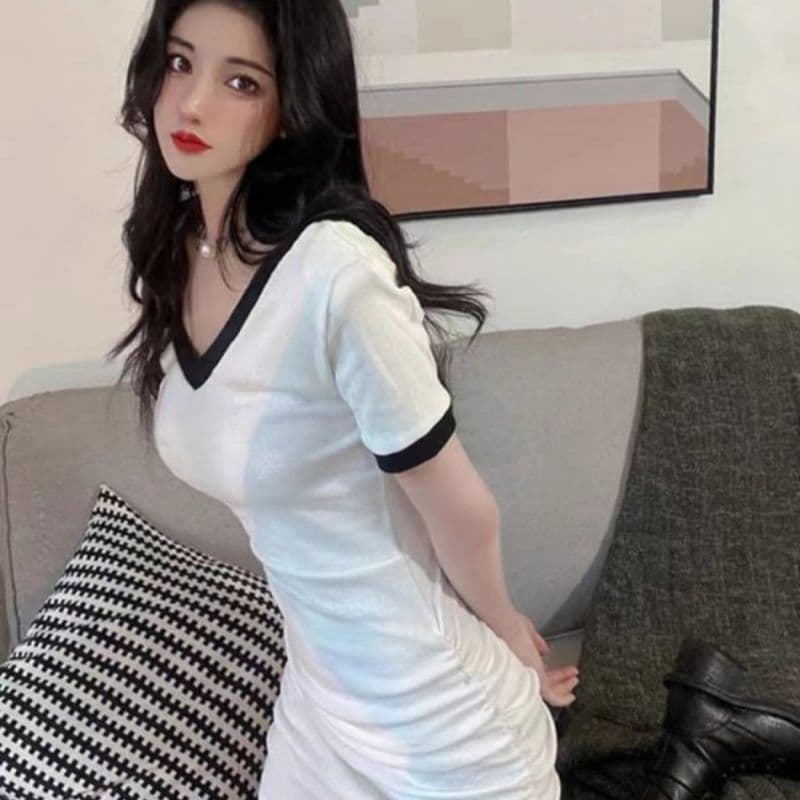 리브 여성 드레스 섹시함 ins 슈퍼 요정 슬림해 보이는 폭발 검정색