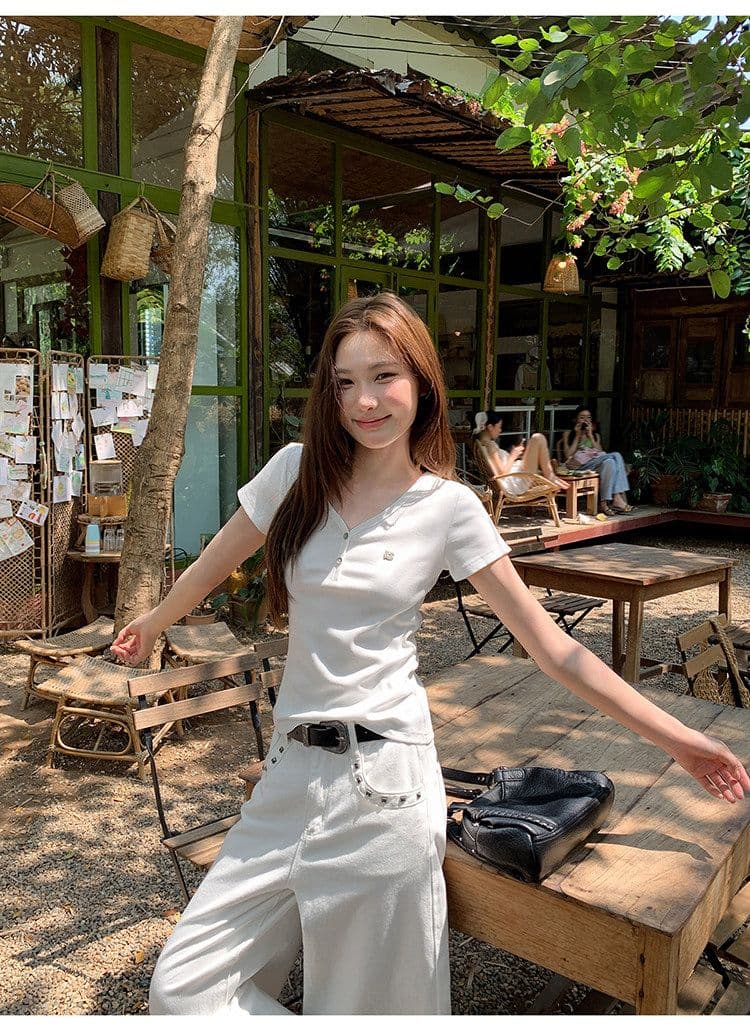 220 그램 물 부드러운 면 반팔 티셔츠 여성 의류 여름 새로운 몸매 가꾸기 슬림해 보이는 단추 V넥 한 첨부 된 의류 상세 이미지 11