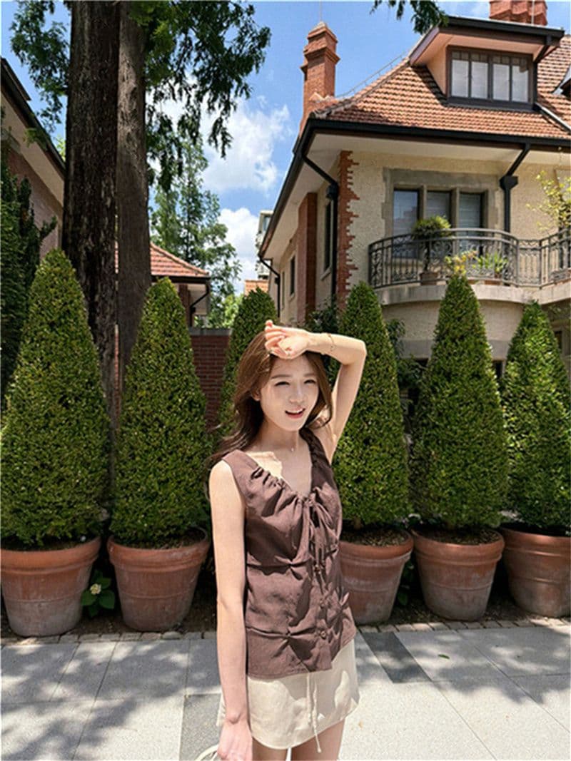 원본 품질 네리 V넥 조끼 여성 여름 비즈 핀치 Pleat 민소매 허리 수축 쇼트 스타일 작은 맨위 상세 이미지 16