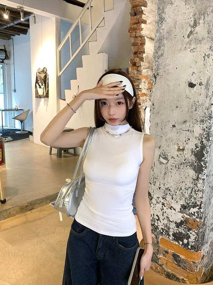 모달 260 그램 반하이넥 민소매 만나는 쇼트 스타일 조끼 여성 여름 슬립 몸매 가꾸기 슬림해 보이는 맨위 상세 이미지 9