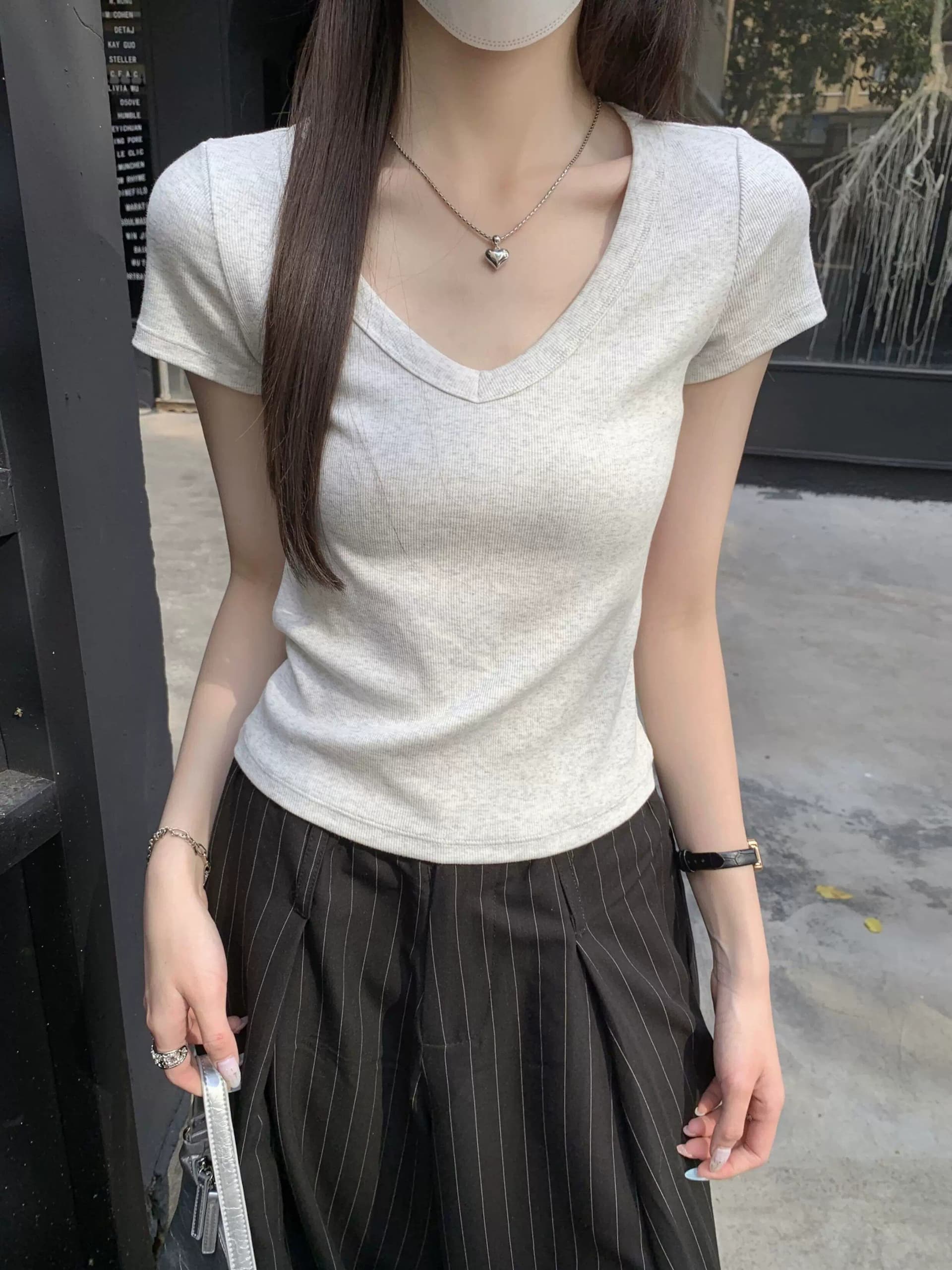 훌륭함 수 있습니다. 면 260 그램 박하 녹색 대 네클라인 반팔 티셔츠 여성 봄 여름 순수한 욕망 바람 인사이드 가져 가라. V넥 긍정적 인 어깨 의류 상세 이미지 7