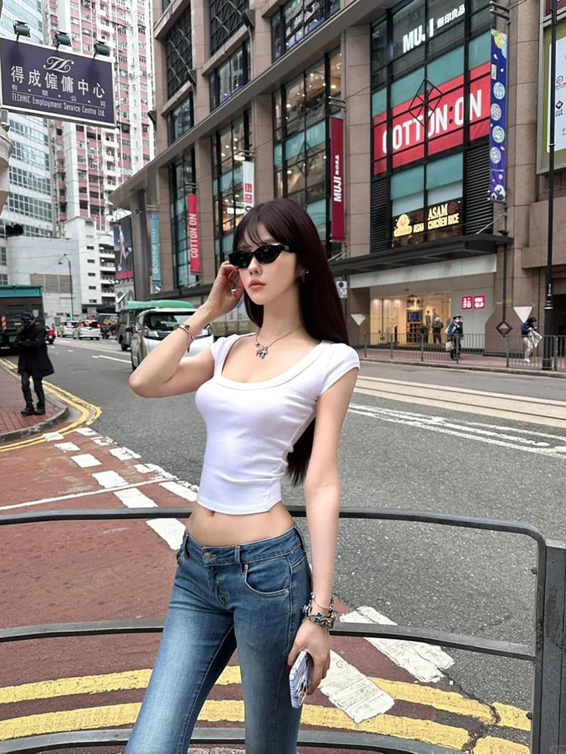 모달 260 그램 화이트 긍정적 인 어깨 세련된 차가운 센스 반팔 허리 수축 몸매 가꾸기 다용도 쇼트 스타일 맨위 상세 이미지 5
