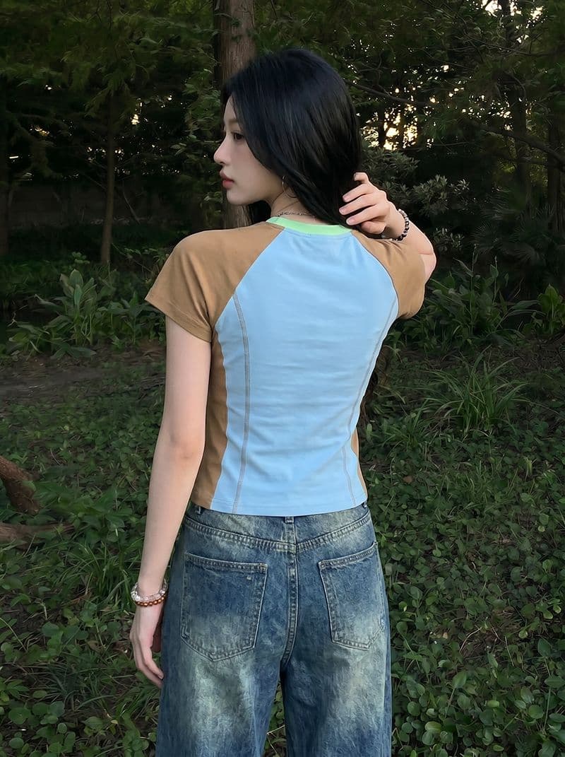 반팔 티셔츠 여성 의류 여름 새로운 디자인 센스 슬림해 보이는 지퍼 배색 삽입 어깨 소매 라운드 넥 맨위 상세 이미지 10