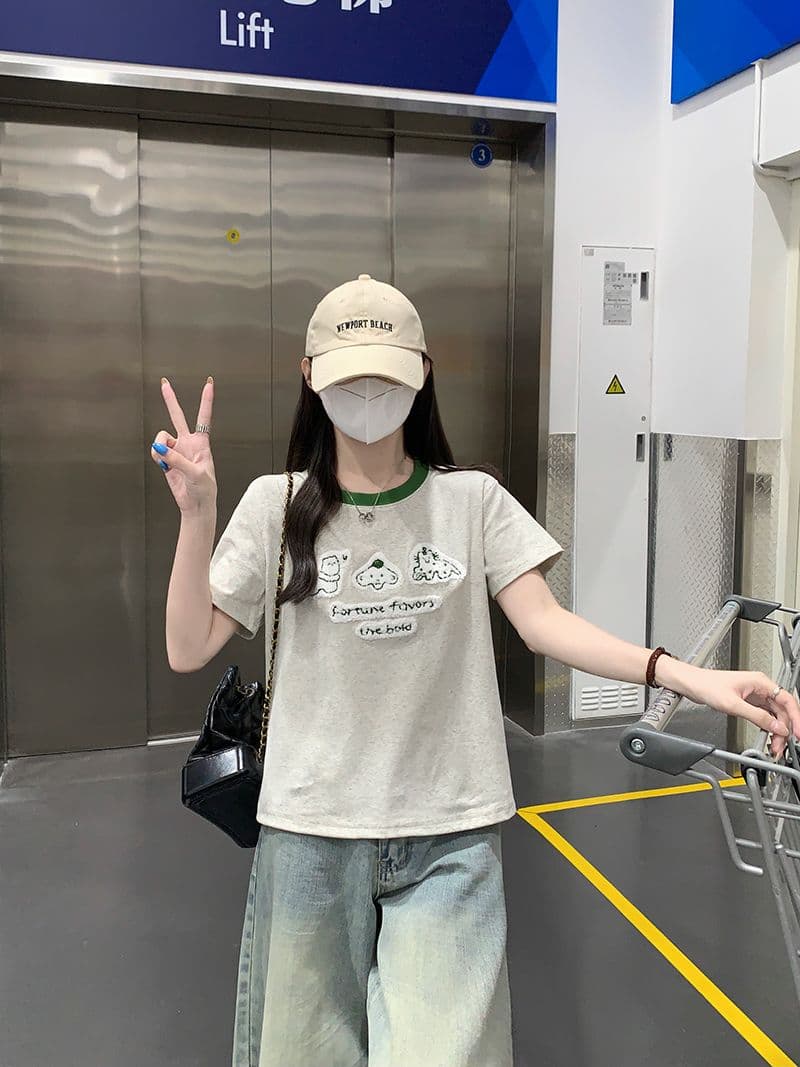 반팔 티셔츠 여성 의류 여름 새로운 트렌디 한 부서 디자인 센스 만화 자수 배색 라운드 넥 맨위 상세 이미지 6