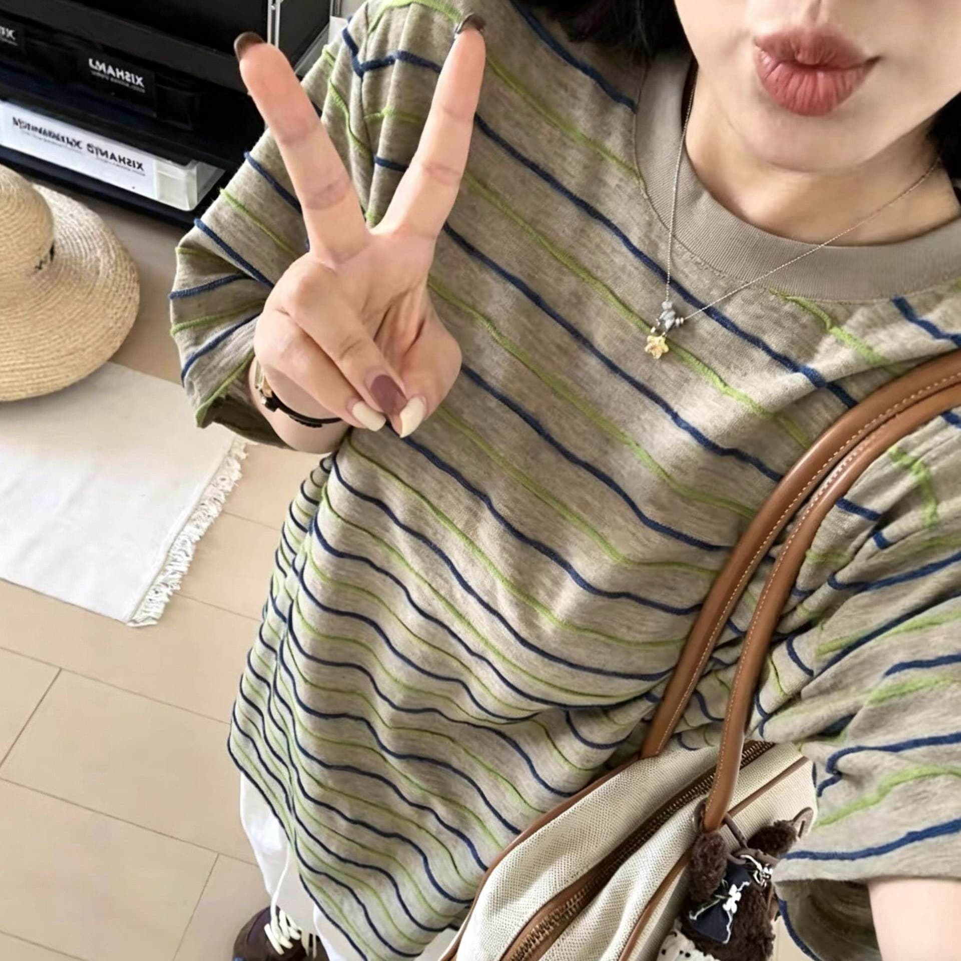 반팔 티셔츠 여성 의류 여름 새로운 트렌디 아메리칸 스트라이프 루즈핏 디자인 센스 한 부서 라운드 넥 맨위 이미지 5