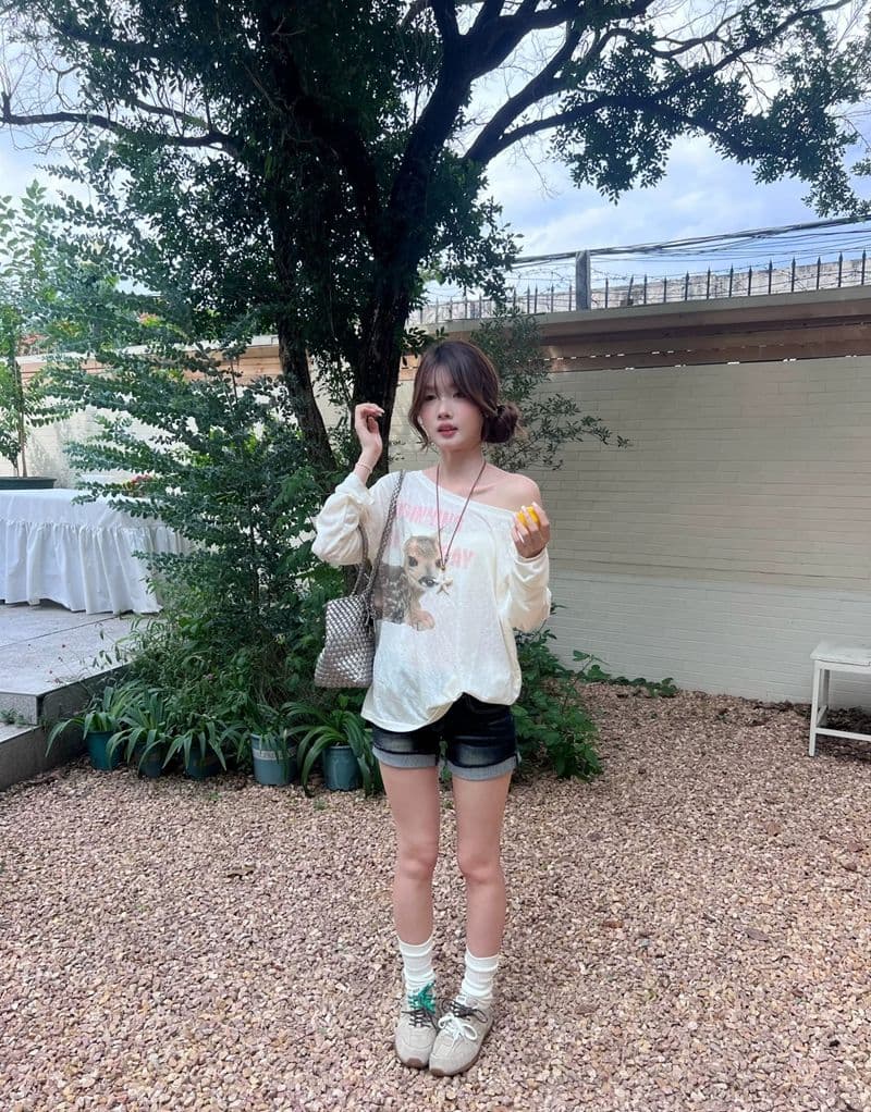 원본 것 하트 비트 작은 사슴 한 부서 프린트 비스듬한 어깨 자외선 차단 블라우스 긴팔 티셔츠 상세 이미지 17
