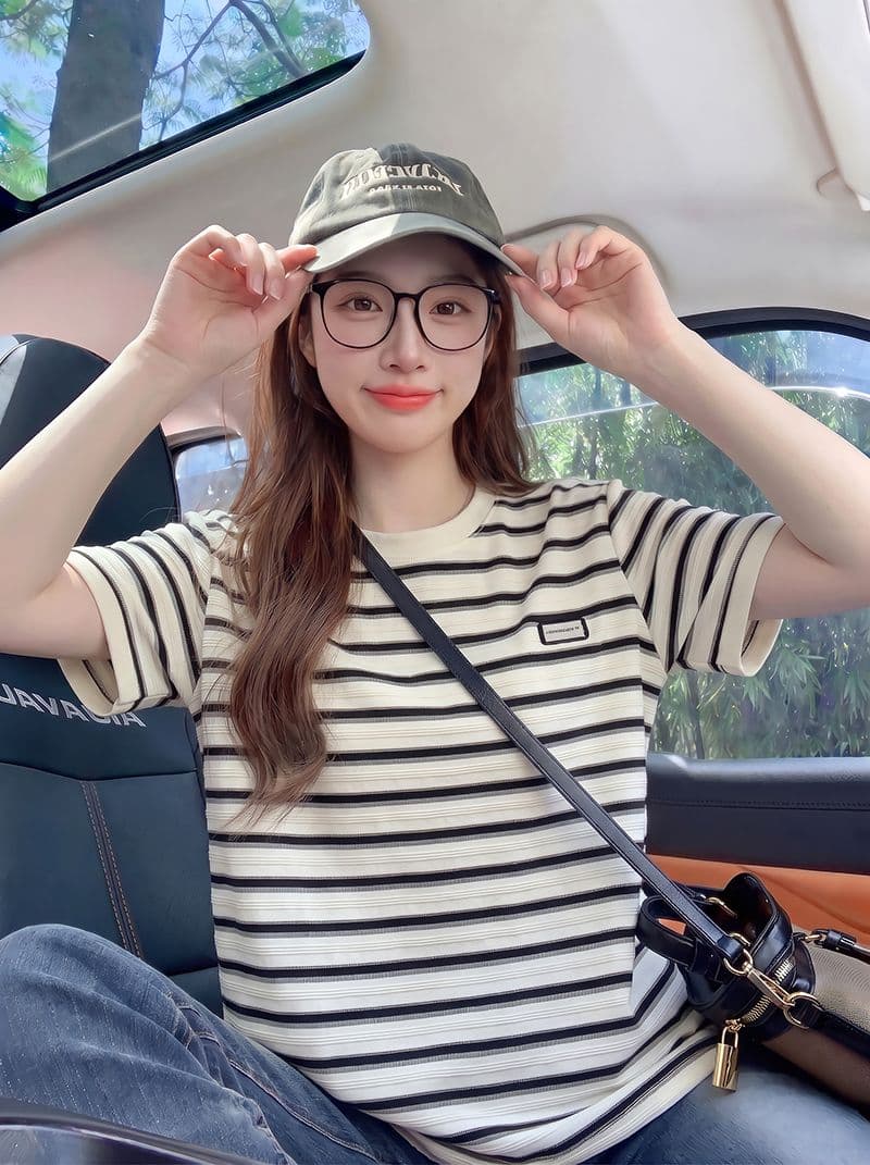 230 크 자카드 스트라이프 반팔 티셔츠 여성 의류 여름 새로운 디자인 센스 아메리칸 스트라이프 라운드 넥 맨위 상세 이미지 4