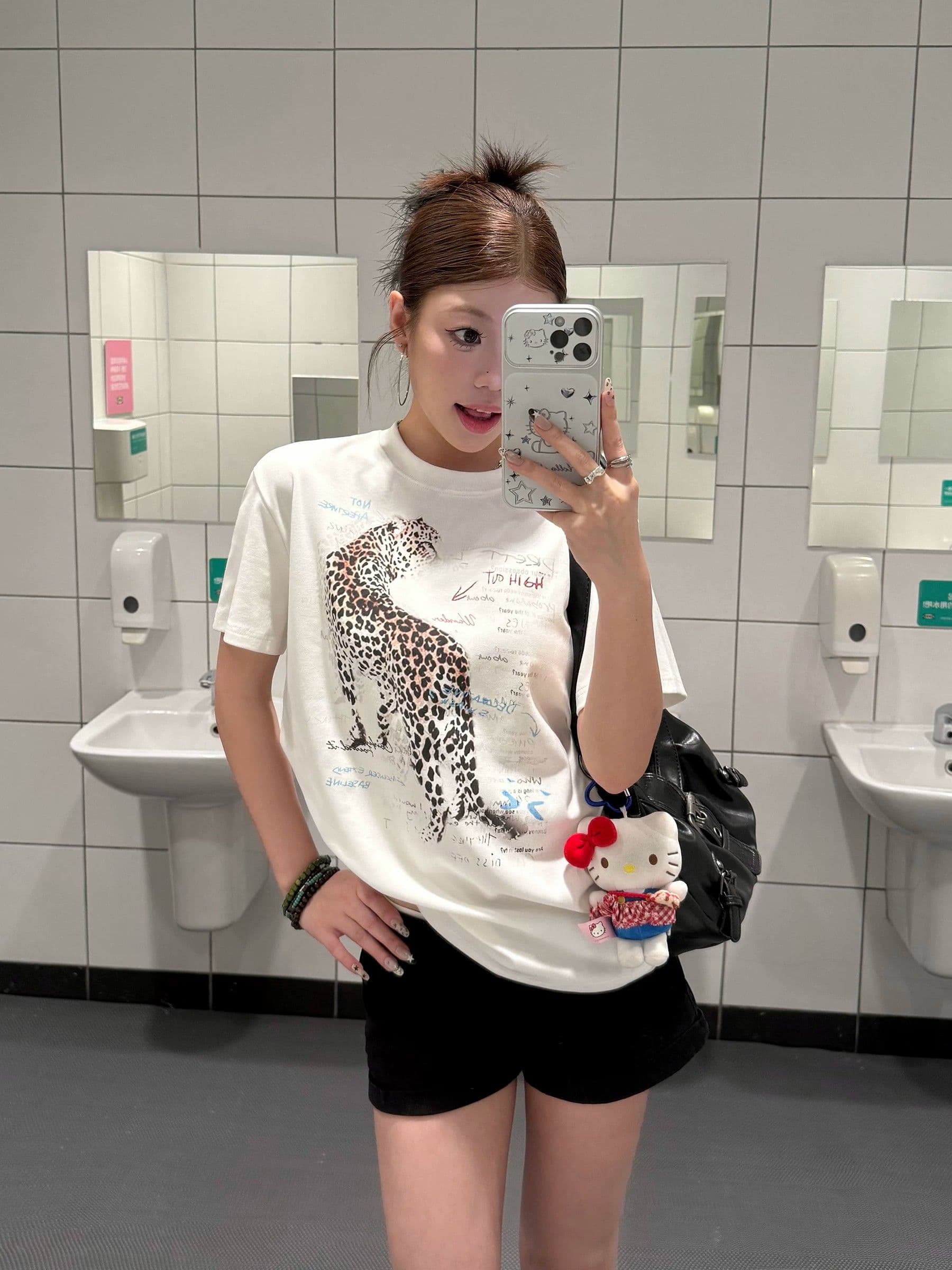 원본 품질 아메리칸 레트로 어린애 같은 표범 프린트 화이트 긴팔 티셔츠 상세 이미지 7