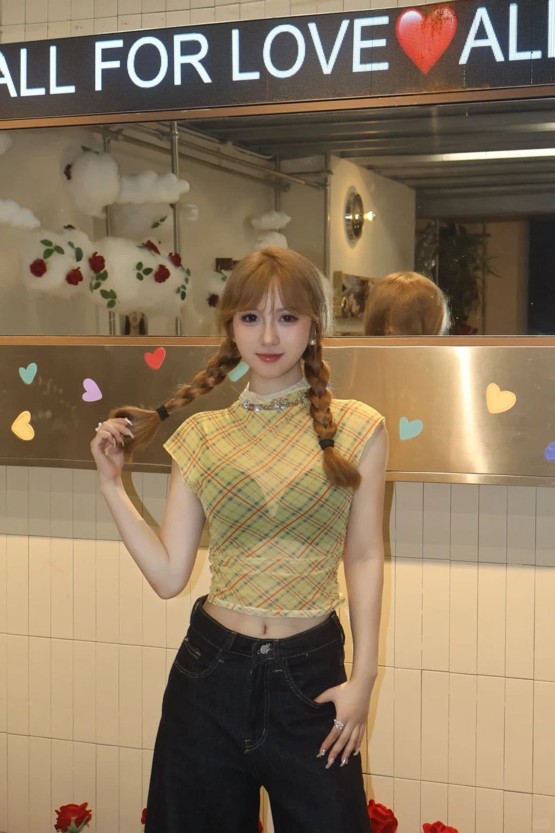 원본 품질 레트로 디자인 센스 작은 대중 체크무늬 긍정적 인 어깨 티셔츠 이슬 뼈의 맨위 상세 이미지 4