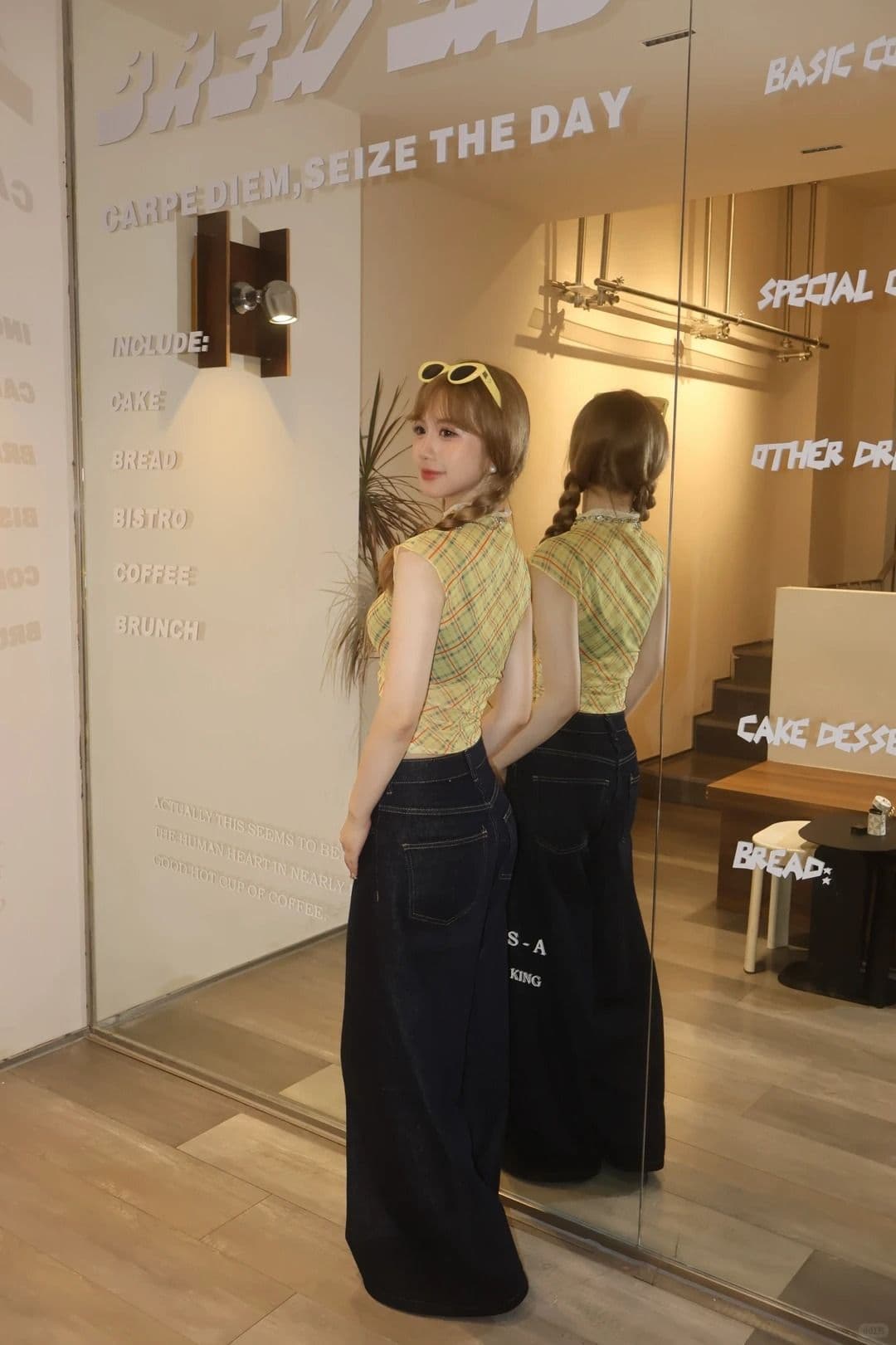 원본 품질 레트로 디자인 센스 작은 대중 체크무늬 긍정적 인 어깨 티셔츠 이슬 뼈의 맨위 상세 이미지 8