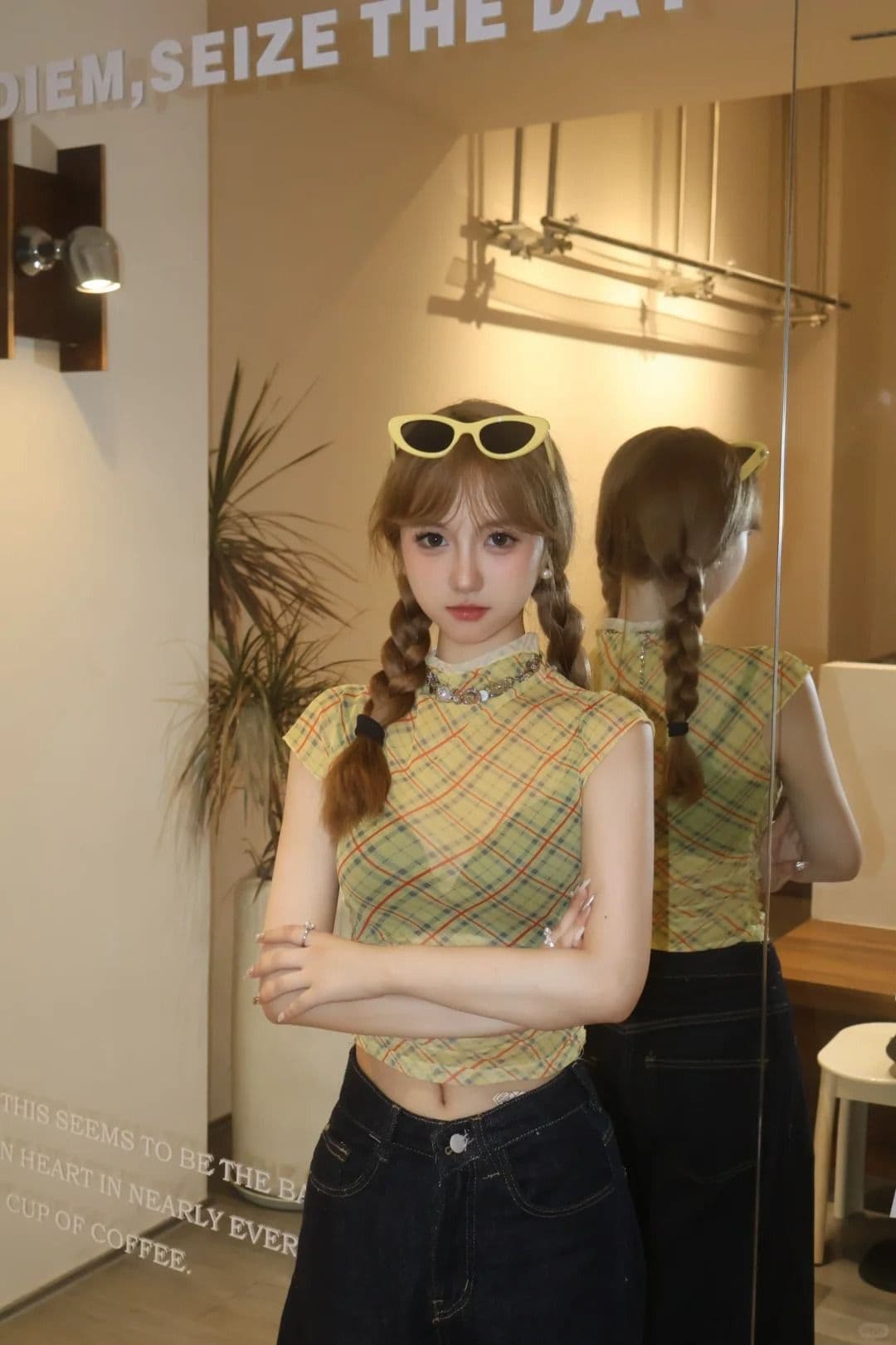 원본 품질 레트로 디자인 센스 작은 대중 체크무늬 긍정적 인 어깨 티셔츠 이슬 뼈의 맨위 상세 이미지 9