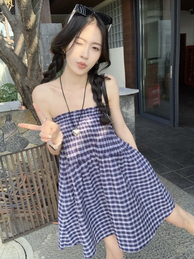 광저우 원단 원본 것 작은 대중 디자인 센스 파란색 체크무늬 반신 스커트 여성 의류 튜브탑 A라인 스커트 상세 이미지 22