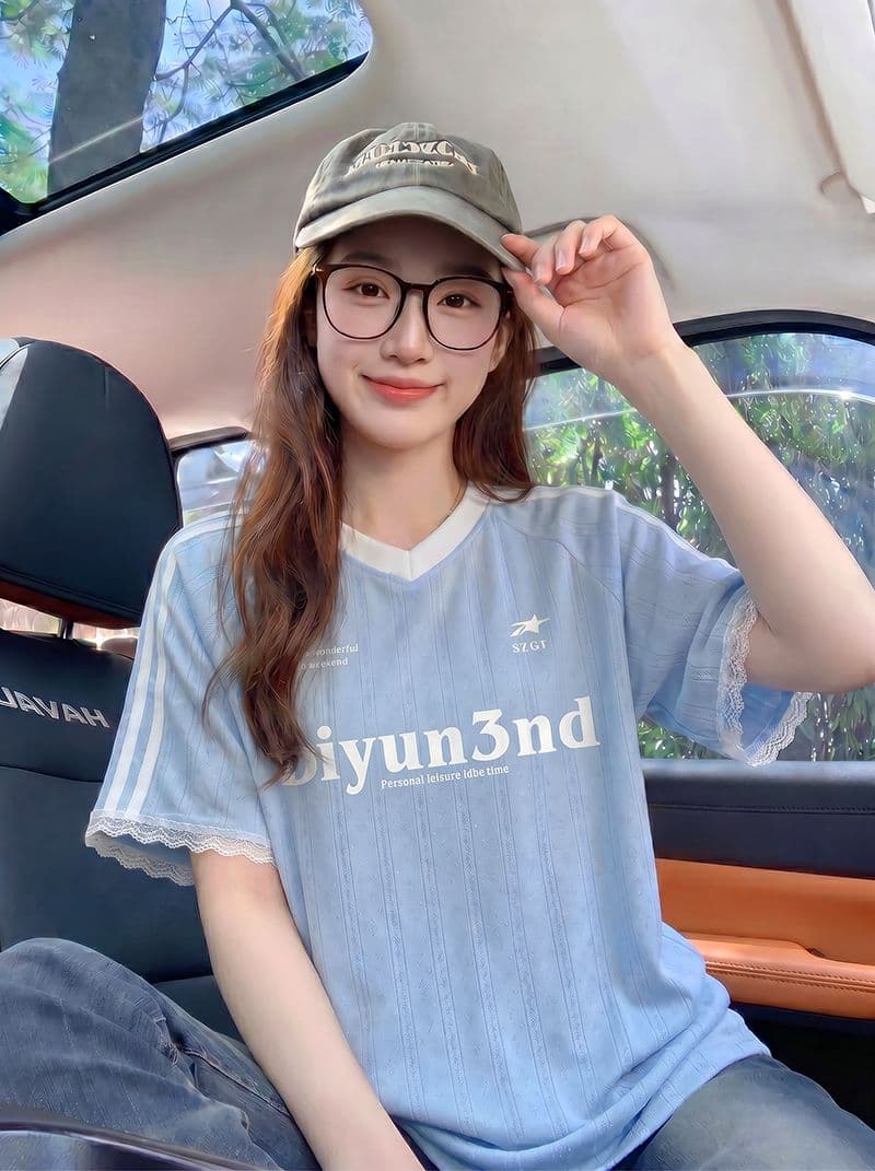 220 그램 자카드 반팔 티셔츠 여성 의류 여름 새로운 한 부서 디자인 센스 달콤함 레이스 V넥 맨위 이미지 2
