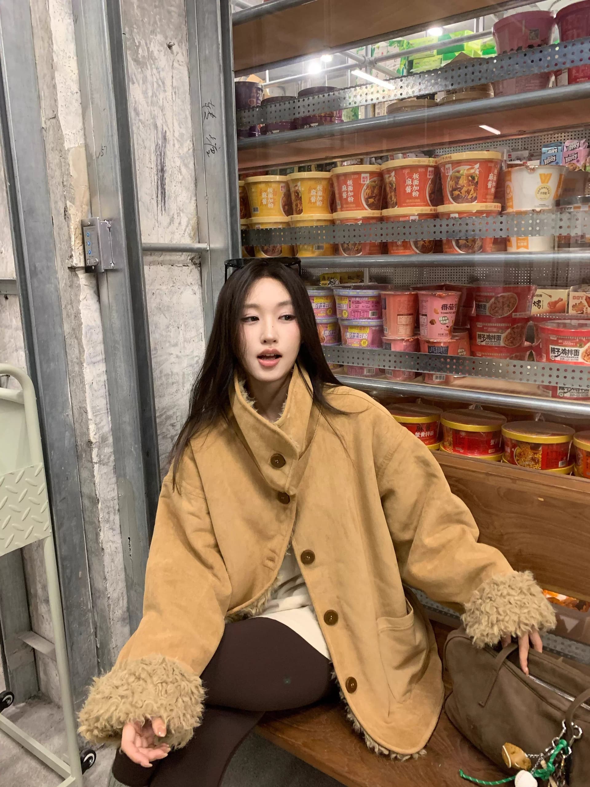 원본 품질 둘 착용 피모 하나 양털 오토바이 서비스 가을 겨울 루즈핏 두꺼운 스웨이드 모피 여성 코트 상세 이미지 9