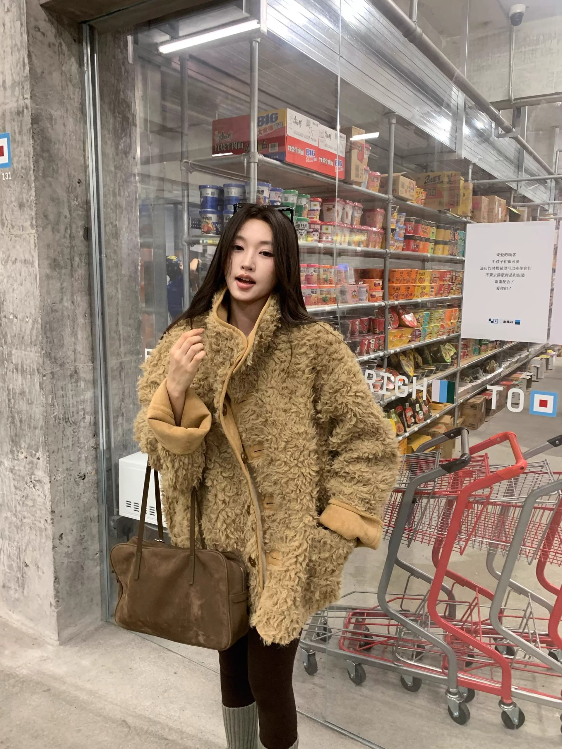 원본 품질 둘 착용 피모 하나 양털 오토바이 서비스 가을 겨울 루즈핏 두꺼운 스웨이드 모피 여성 코트 상세 이미지 10