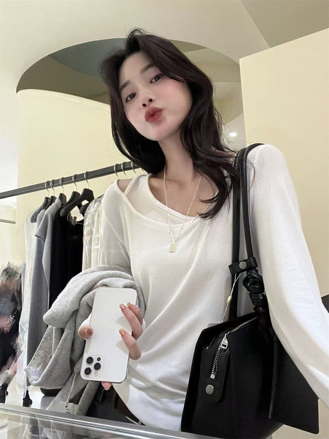 220 그램 양모 40 접착제 27 면 27 아크릴 6 암모니아 Lun 페이크 레이어드 긴팔 티셔츠 여성 봄 가을 만나는 맨위 상세 이미지 2