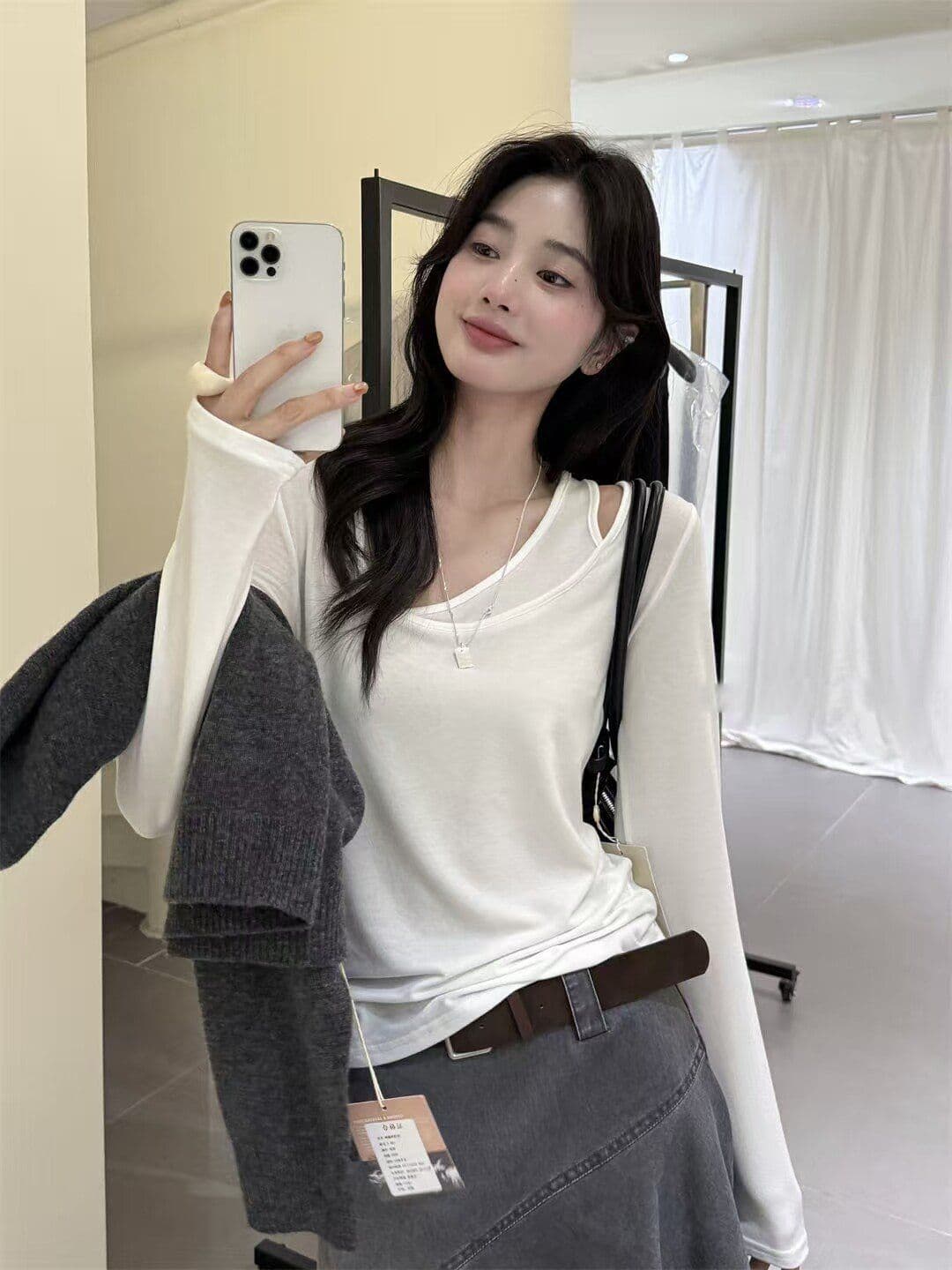 220 그램 양모 40 접착제 27 면 27 아크릴 6 암모니아 Lun 페이크 레이어드 긴팔 티셔츠 여성 봄 가을 만나는 맨위 상세 이미지 5