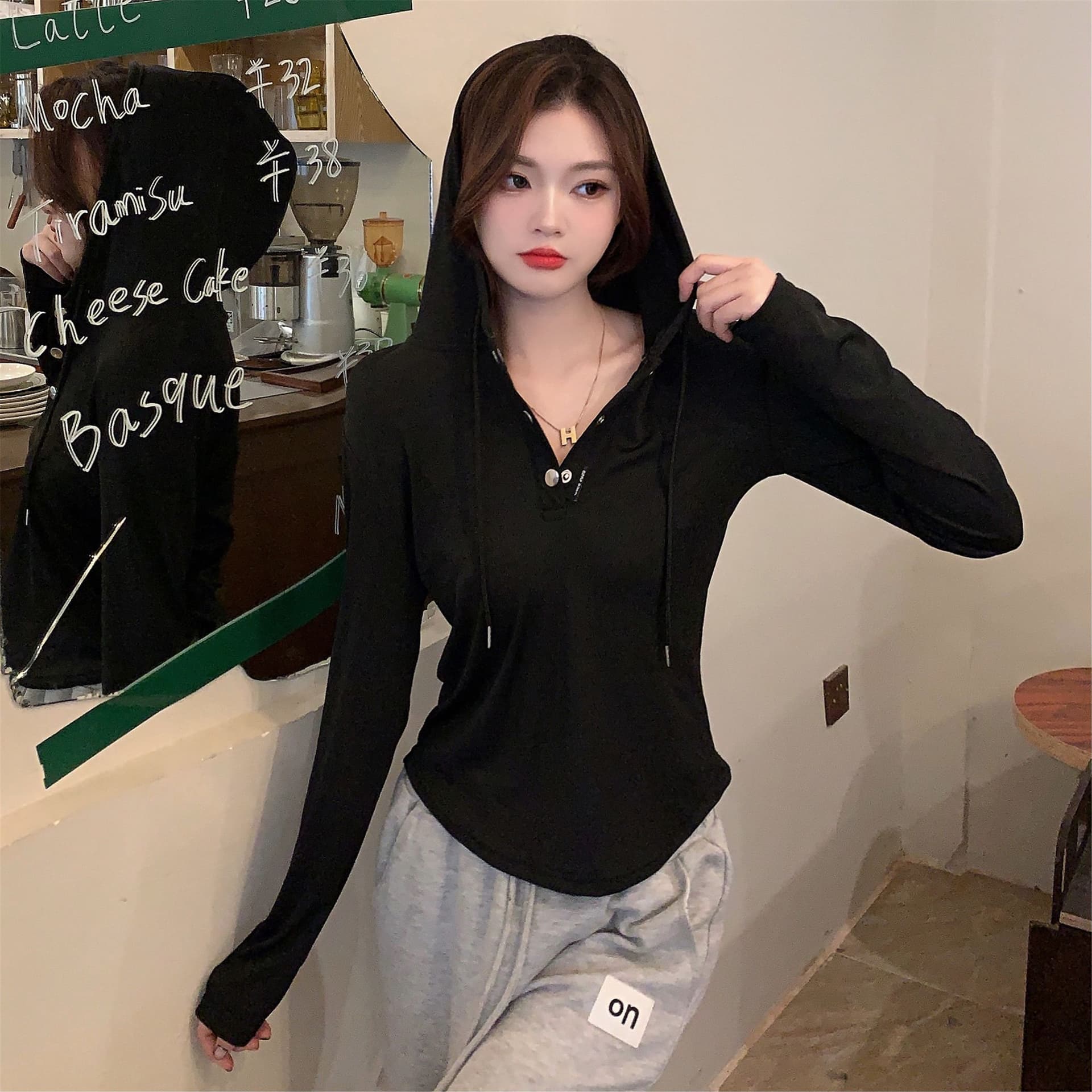 삼색 가을 겨울철 새로운 여성 의류 고유 한 Chic 패션 개성 후드 풀오버 맨위 상세 이미지 5
