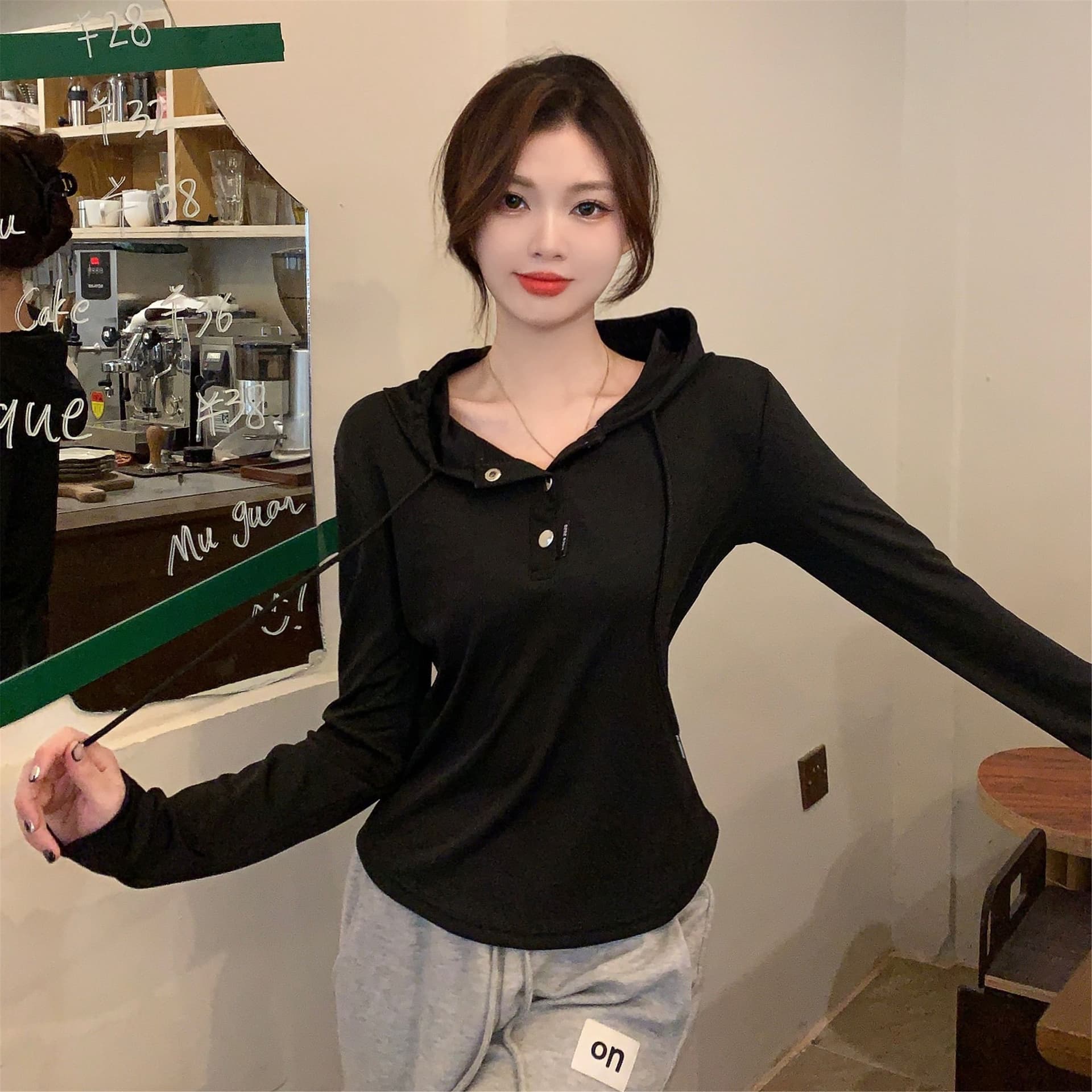 삼색 가을 겨울철 새로운 여성 의류 고유 한 Chic 패션 개성 후드 풀오버 맨위 상세 이미지 12