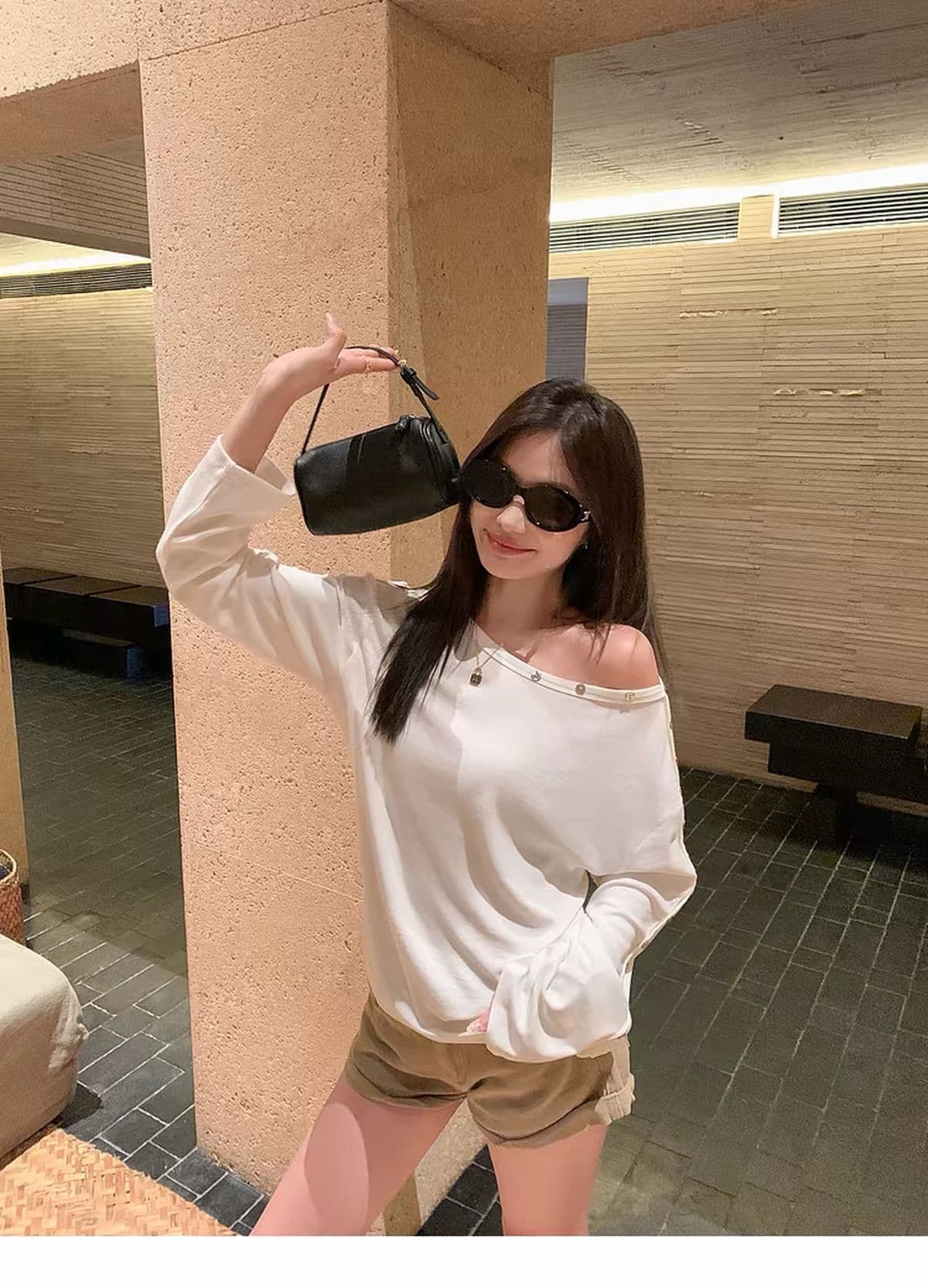 260 그램 양모 40 접착제 27 면 27 아크릴 6 암모니아 Lun 단추 비스듬한 어깨 긴팔 티셔츠 여성 가을 오프숄더 맨위 상세 이미지 16