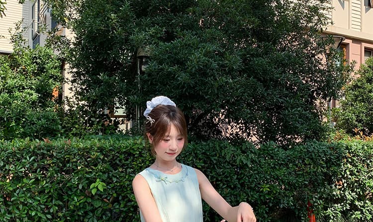 박하 녹색 점프 슈트 치마 여성 의류 여름 2026 새로운 해변가 휴가 허리 수축 슬림해 보이는 꽃밭 롱 스커트 상세 이미지 41