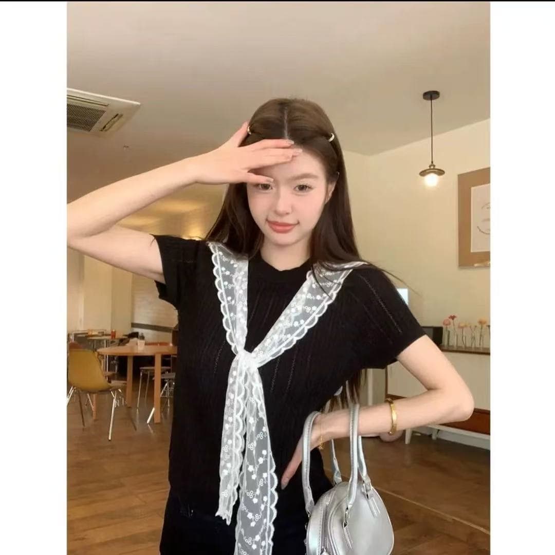 파란색 레이스 숄 니트 반팔 티셔츠 여성 봄 여름 새로운 부드러운 바람 품격 다용도 몸매 가꾸기 슬림해 보이는 맨위 이미지 5